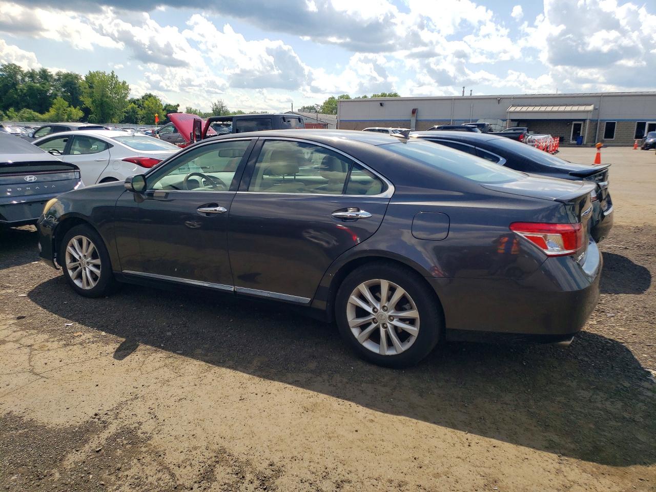 2010 Lexus Es 350 Charcoal vin: JTHBK1EG2A2395057