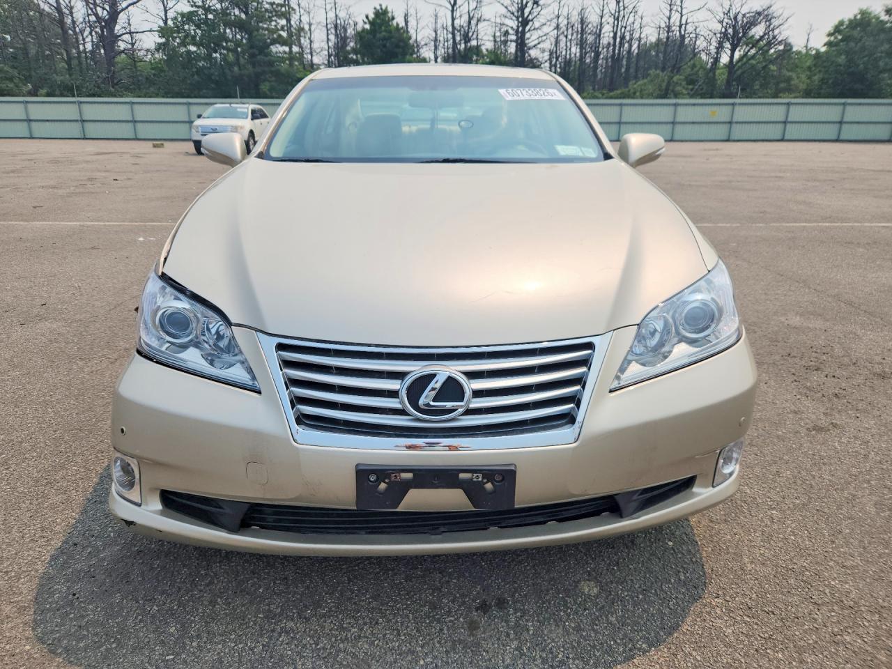 2010 Lexus Es 350 Beige vin: JTHBK1EG2A2408969