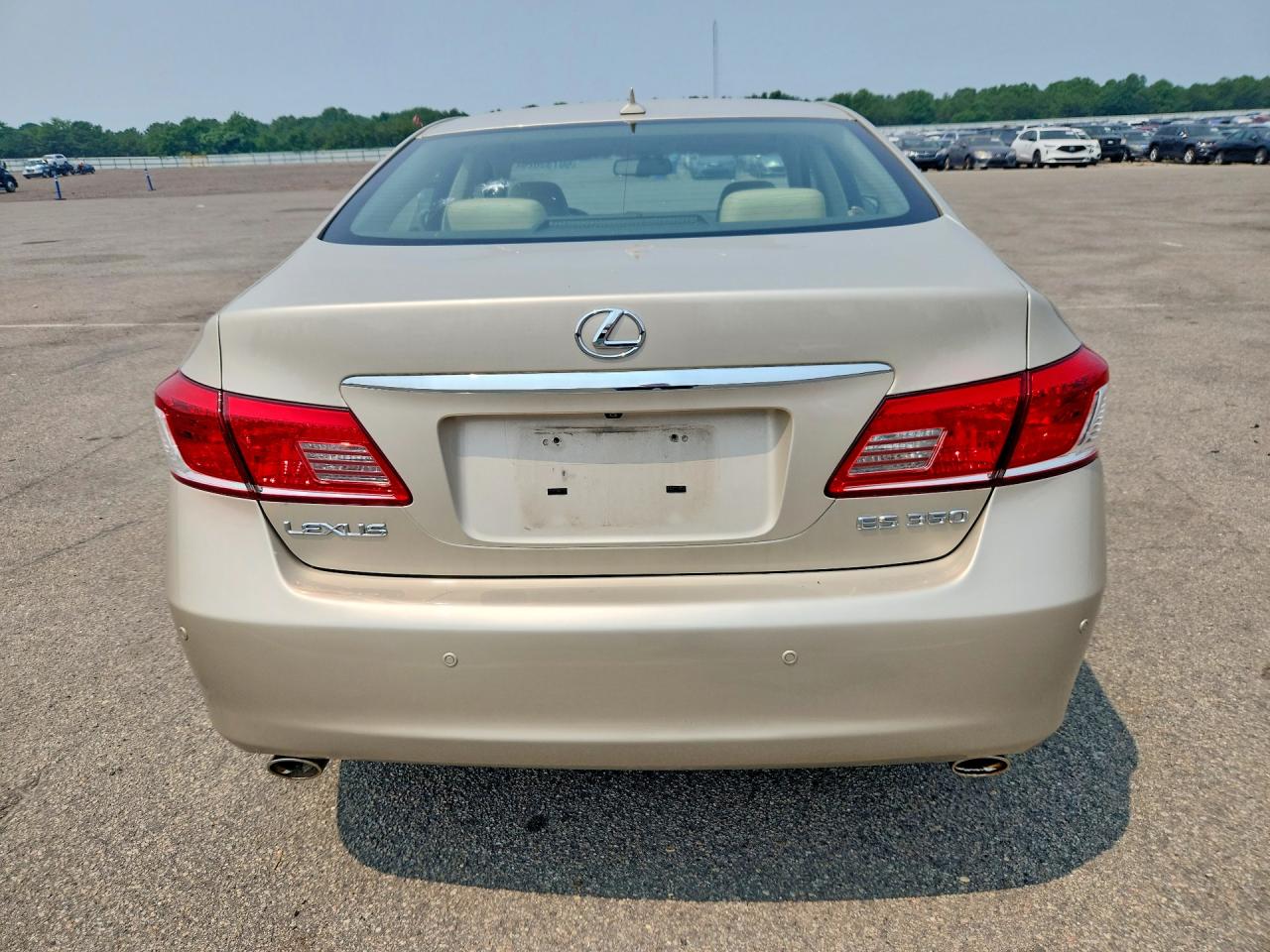 2010 Lexus Es 350 Beige vin: JTHBK1EG2A2408969