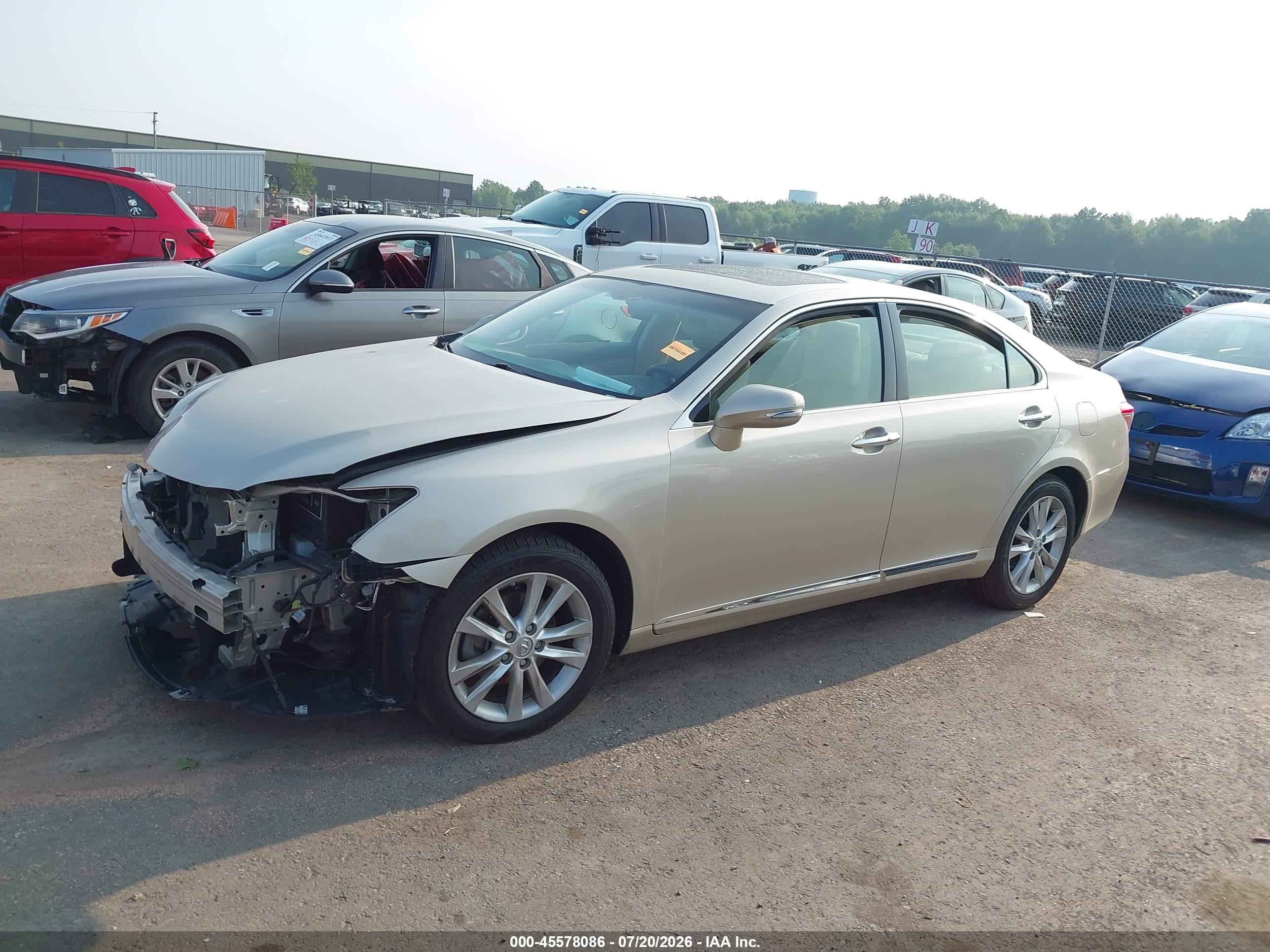2011 Lexus Es 350   Champagne vin: JTHBK1EG2B2414868