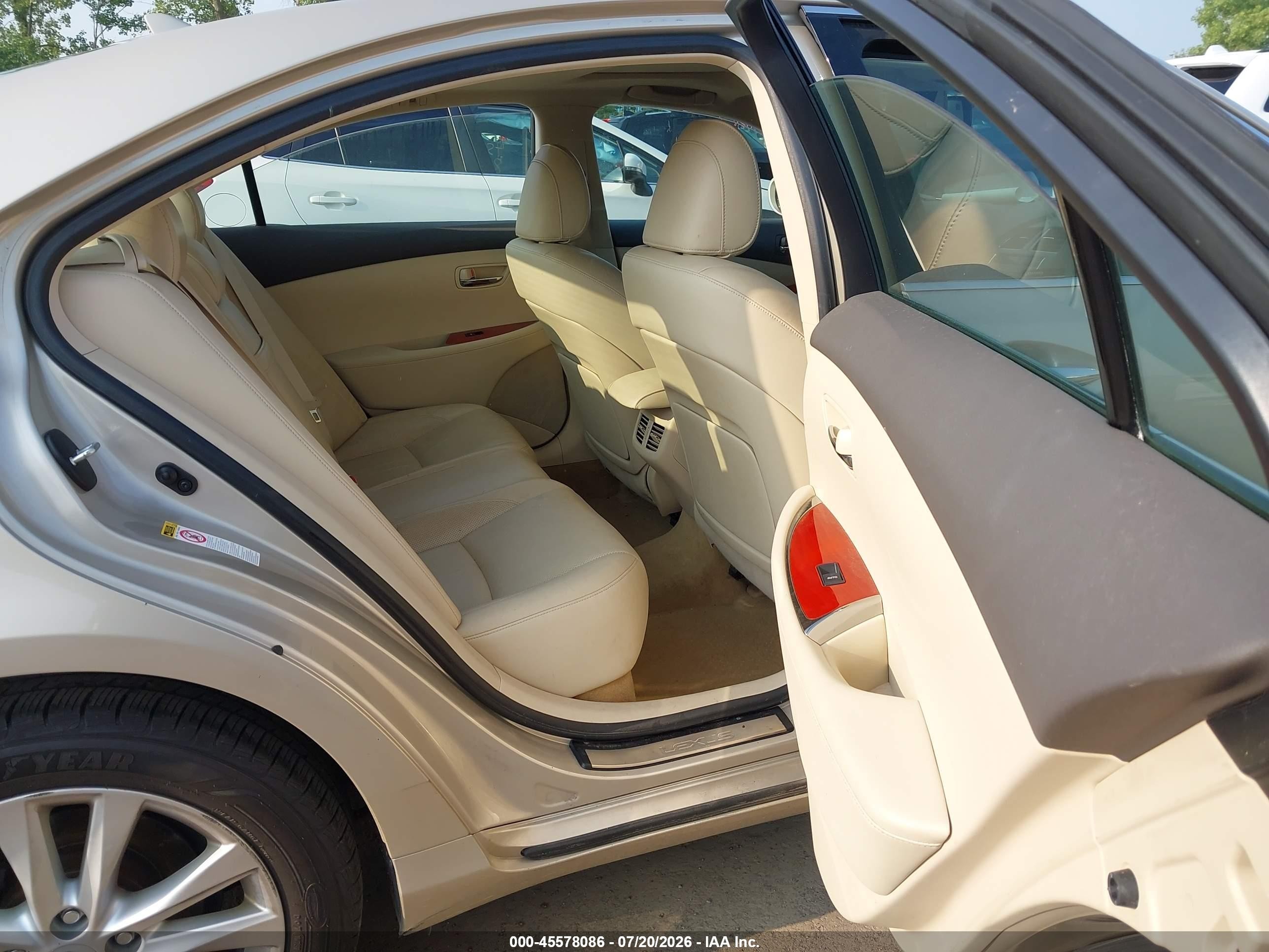 2011 Lexus Es 350   Champagne vin: JTHBK1EG2B2414868