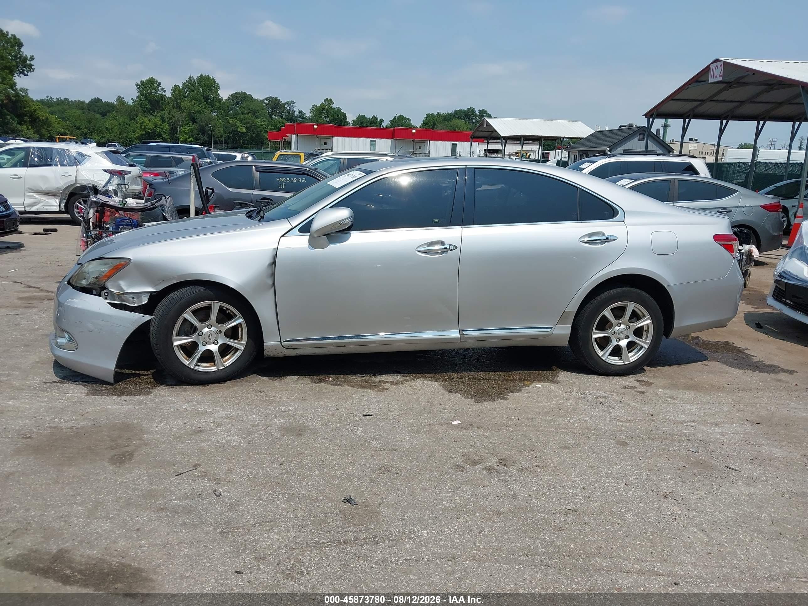 2011 Lexus Es 350   Silver vin: JTHBK1EG2B2442640