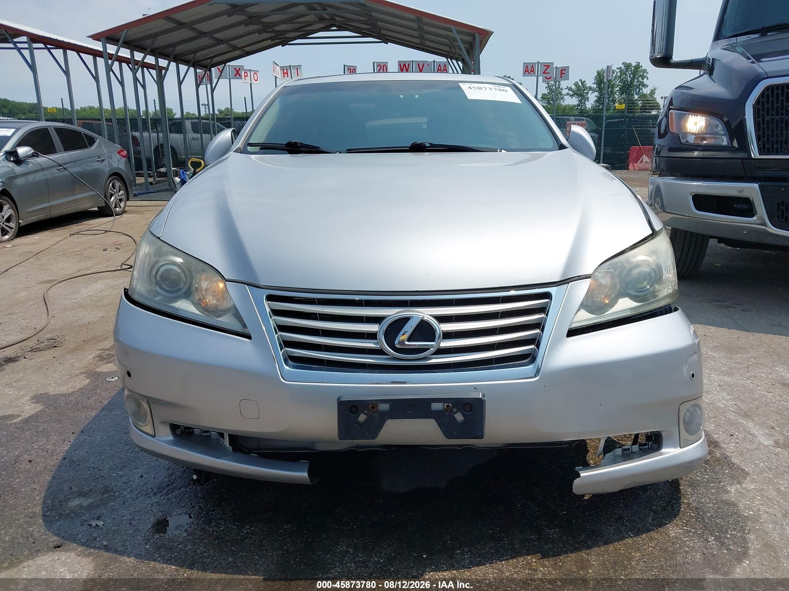 2011 Lexus Es 350   Silver vin: JTHBK1EG2B2442640