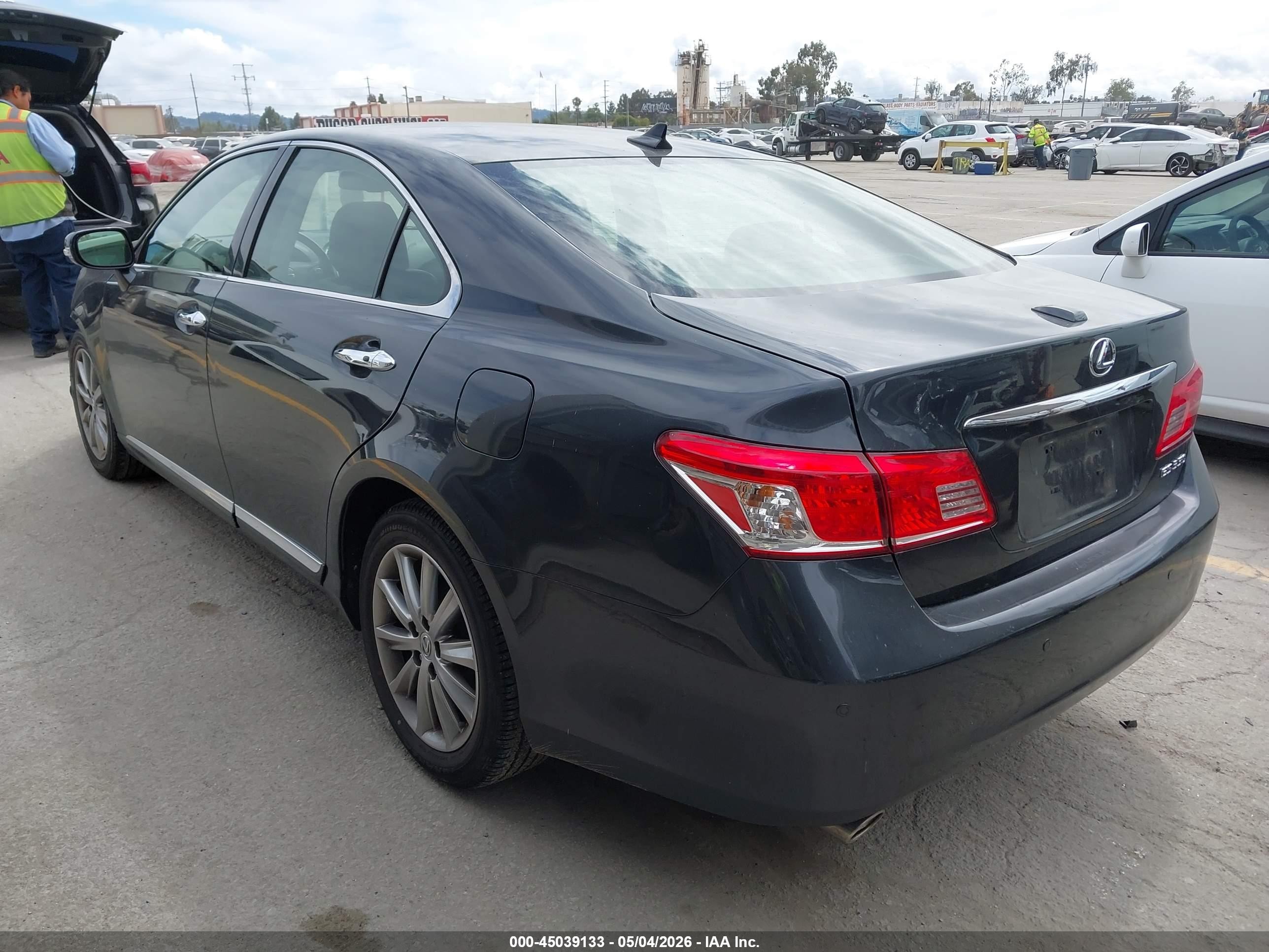 2011 Lexus Es 350   Gray vin: JTHBK1EG2B2449166
