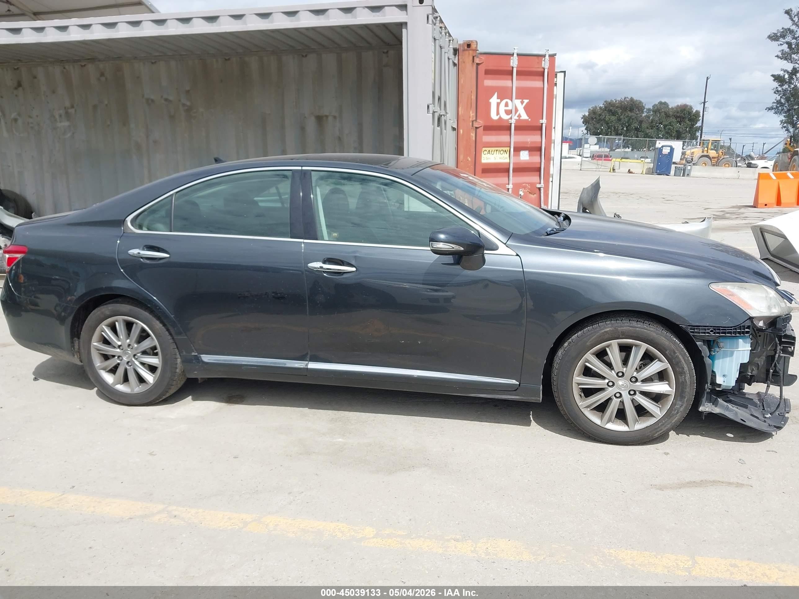 2011 Lexus Es 350   Gray vin: JTHBK1EG2B2449166