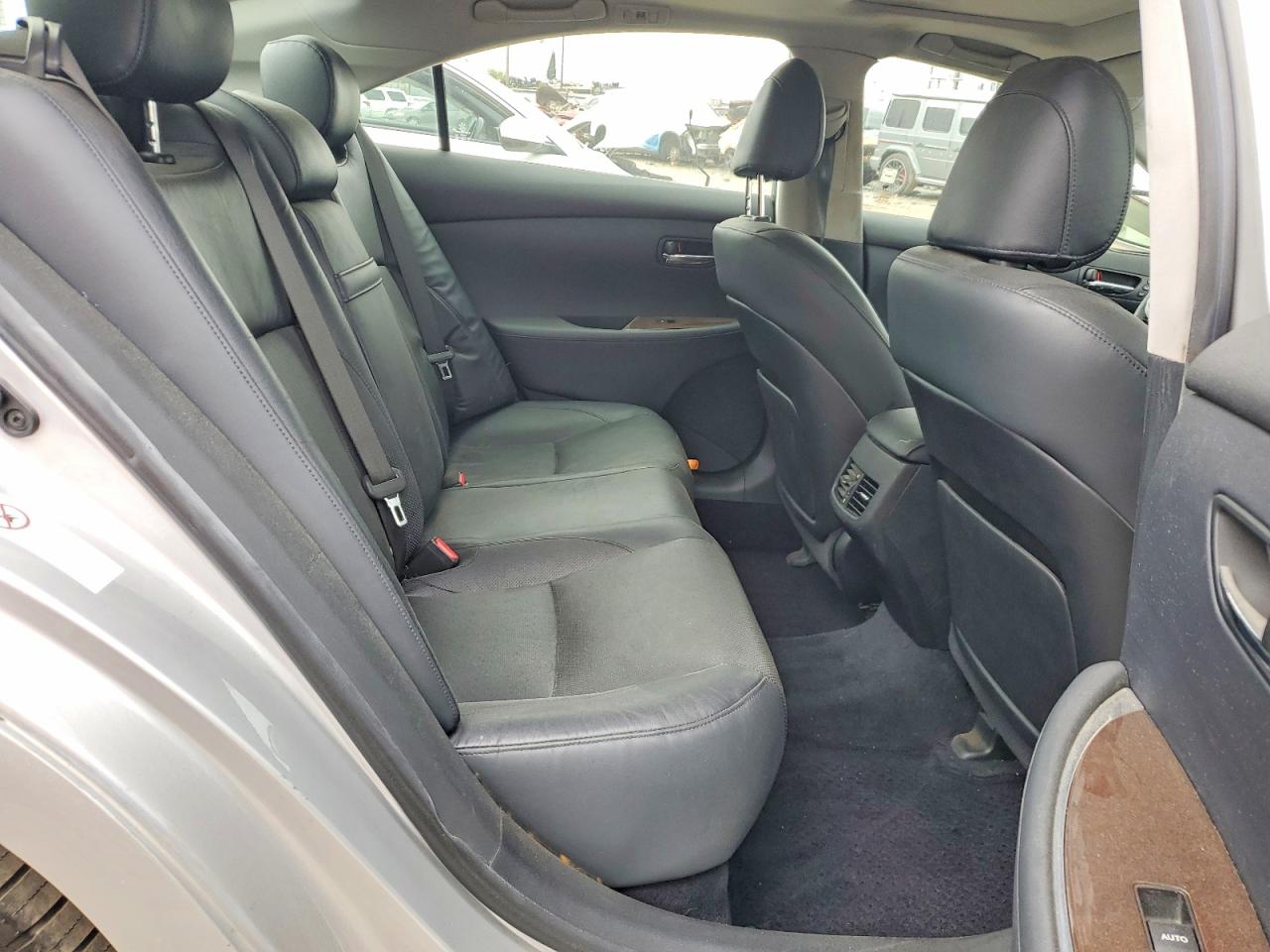 2011 Lexus Es 350 Silver vin: JTHBK1EG2B2450933