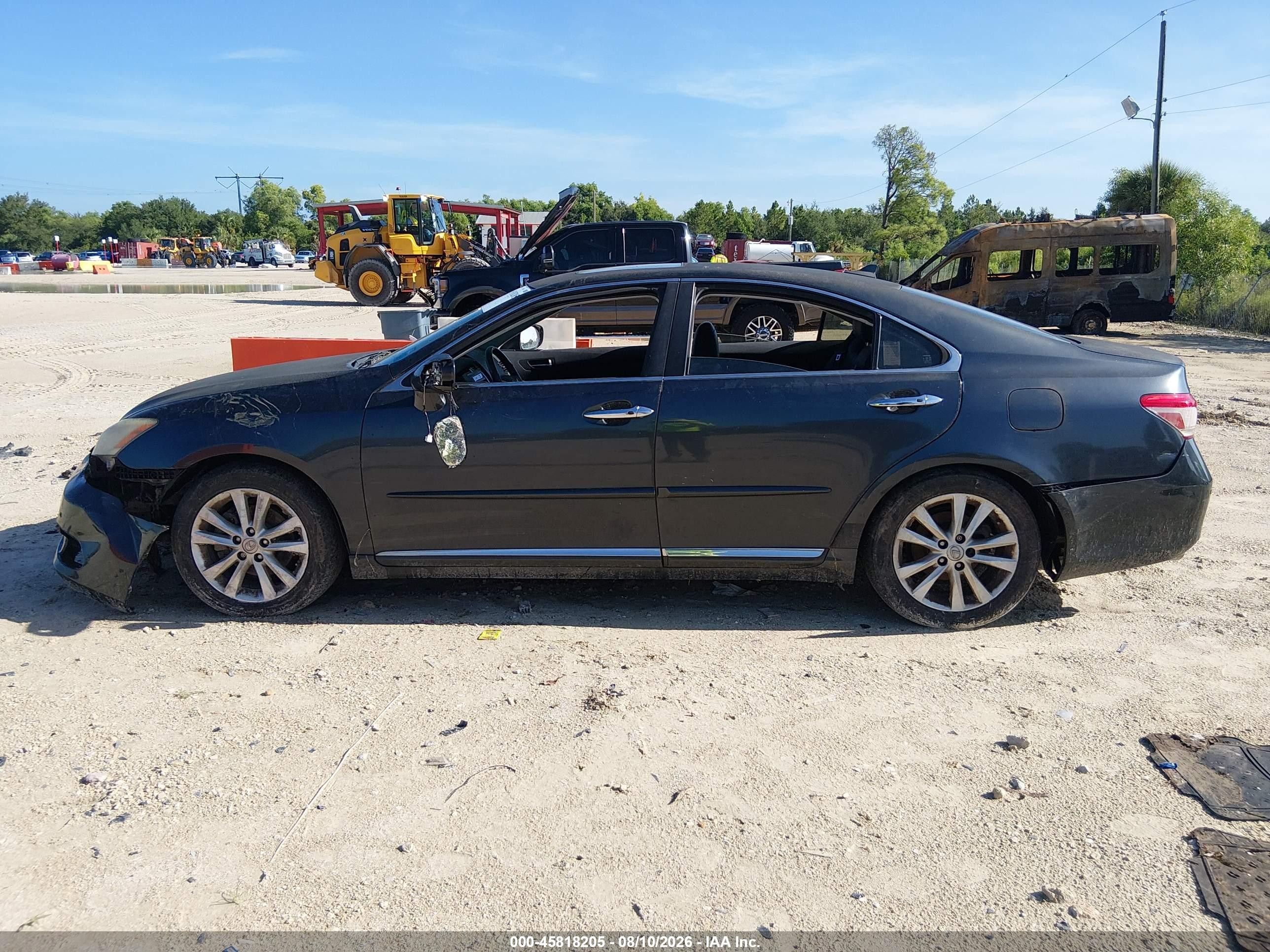 2011 Lexus Es 350   Gray vin: JTHBK1EG2B2455369