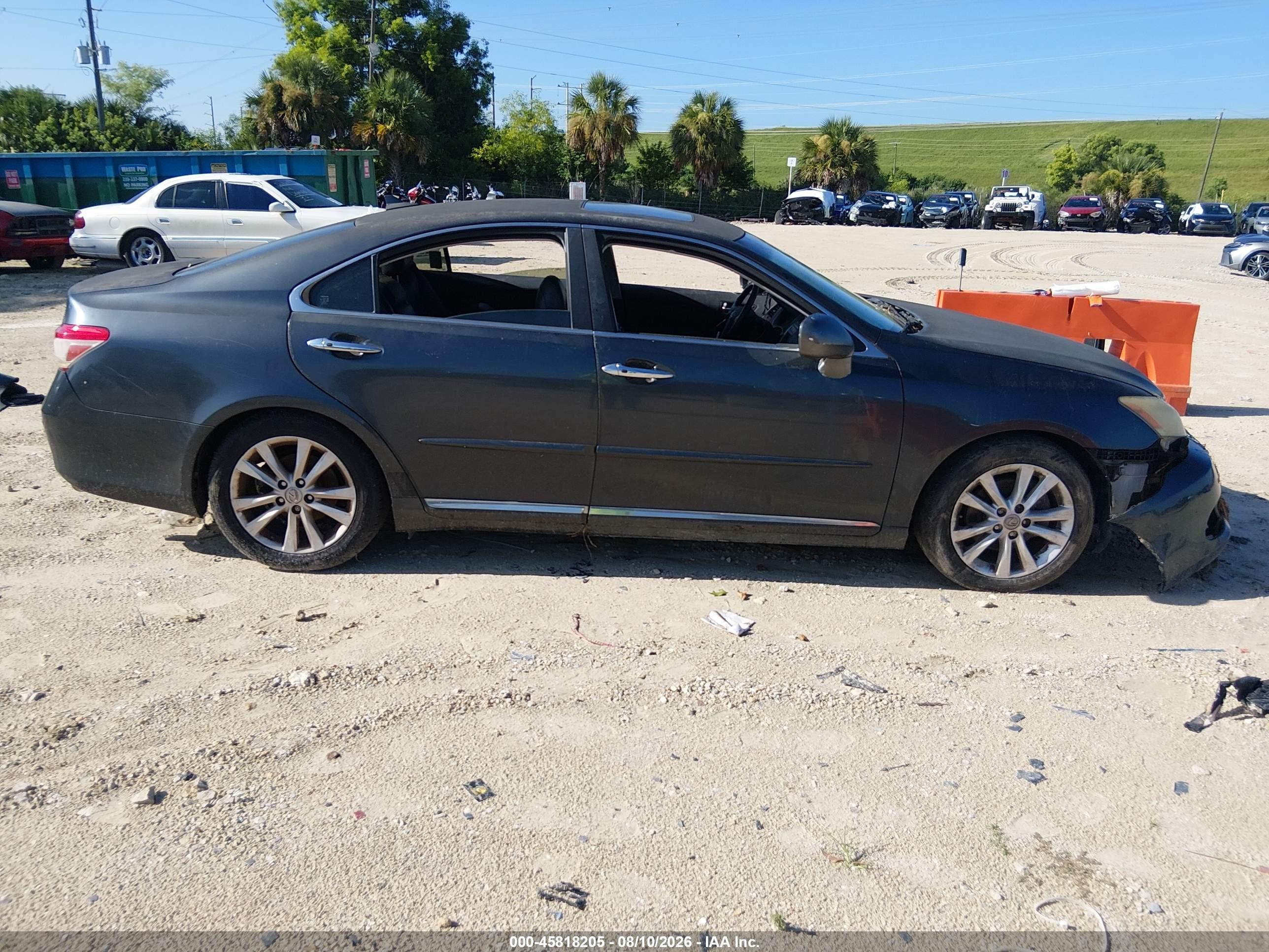 2011 Lexus Es 350   Gray vin: JTHBK1EG2B2455369