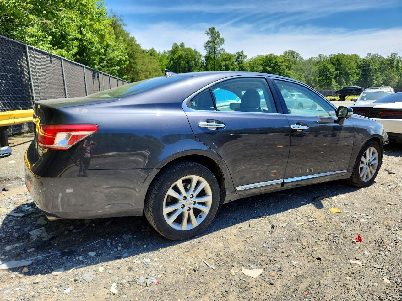 2011 Lexus Es 350 Серый vin: JTHBK1EG2B2459826