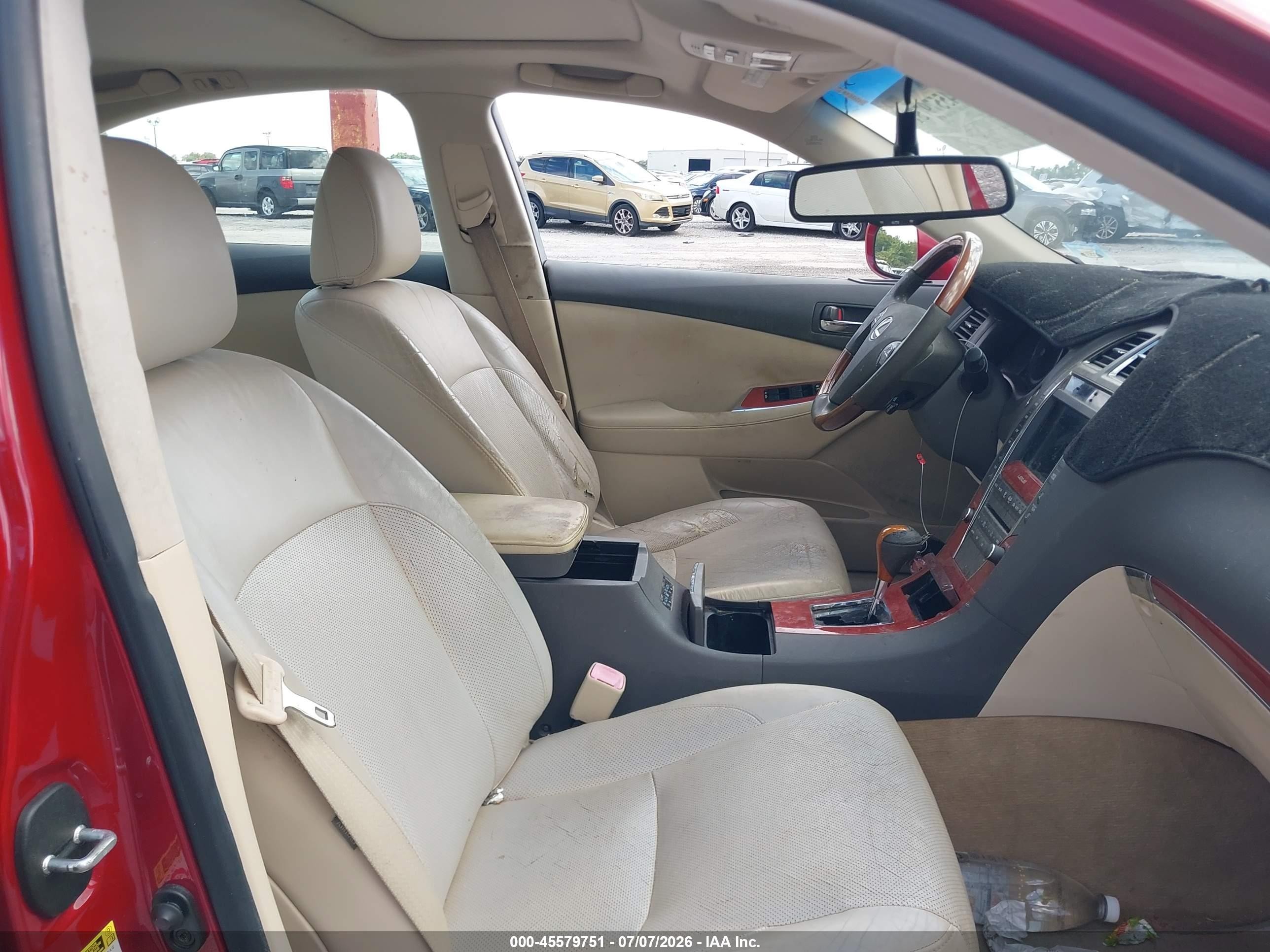 2011 Lexus Es 350   Burgundy vin: JTHBK1EG2B2460667