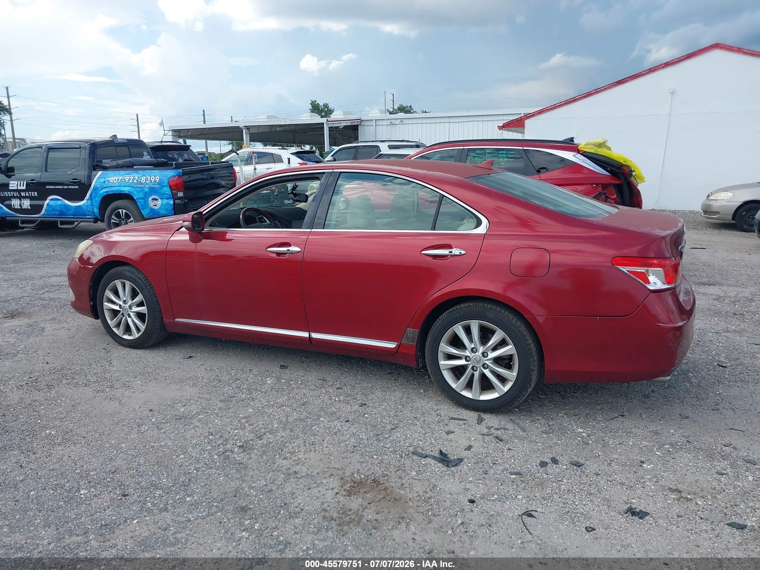 2011 Lexus Es 350   Burgundy vin: JTHBK1EG2B2460667