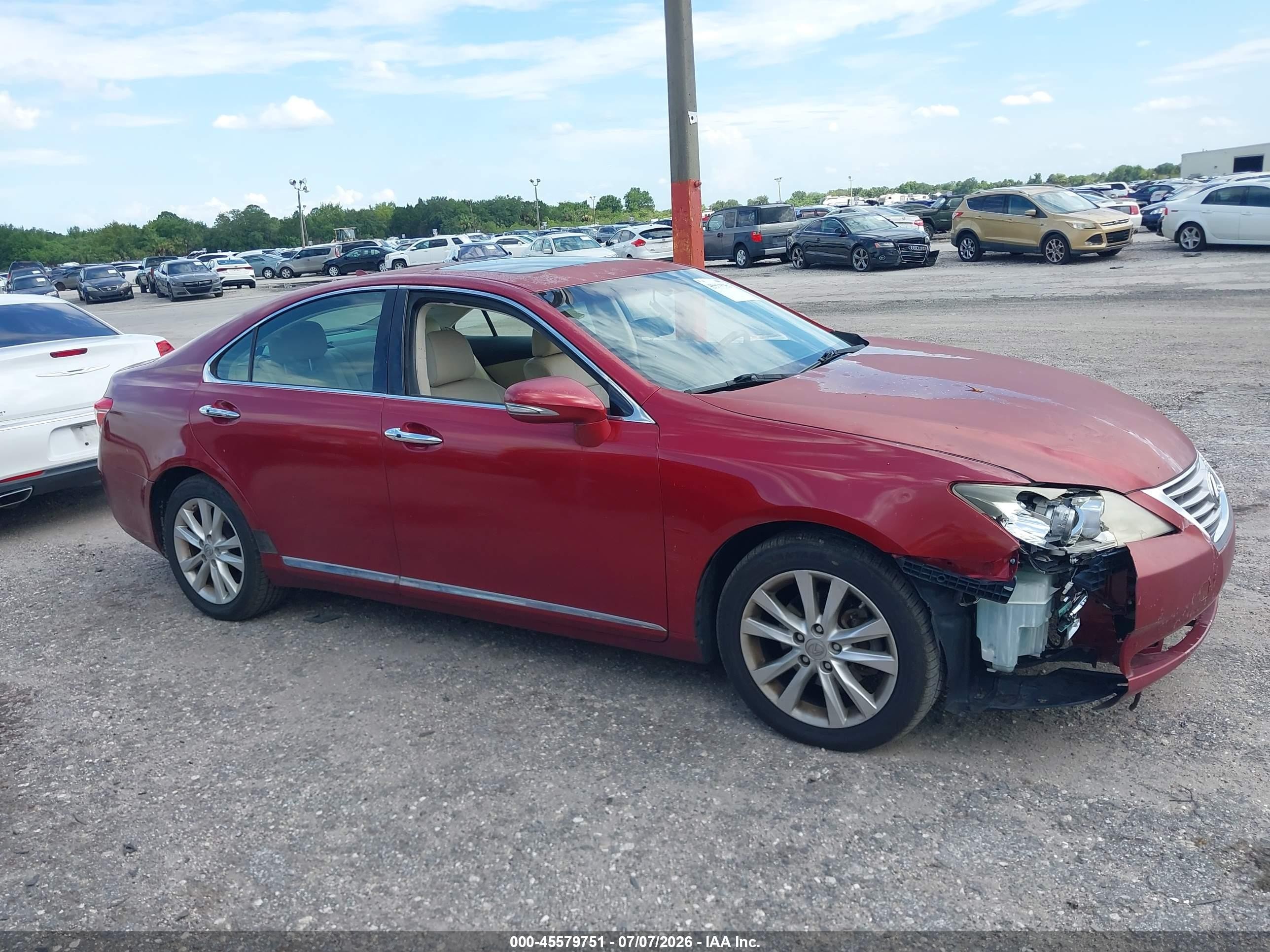 2011 Lexus Es 350   Burgundy vin: JTHBK1EG2B2460667