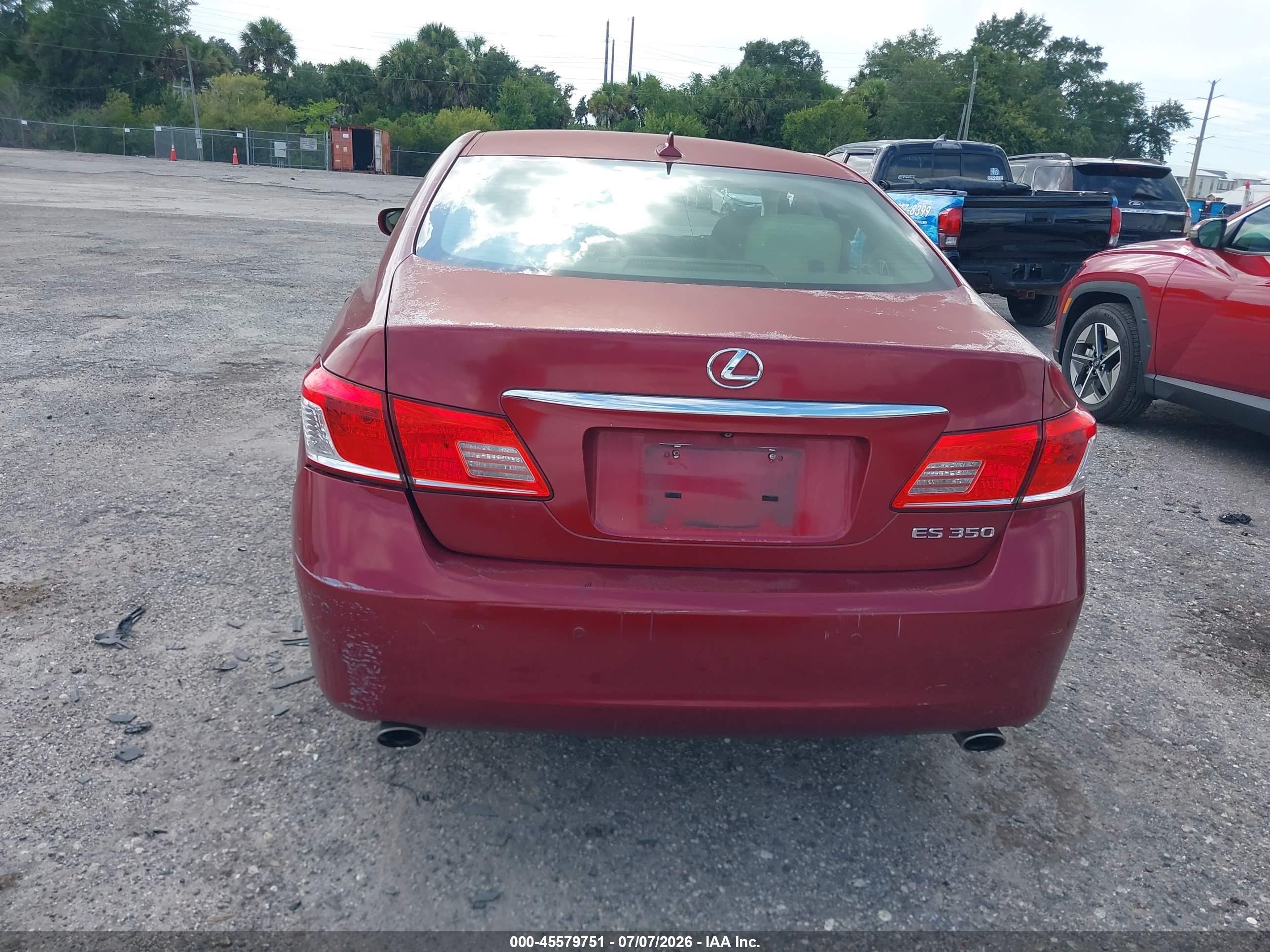 2011 Lexus Es 350   Burgundy vin: JTHBK1EG2B2460667