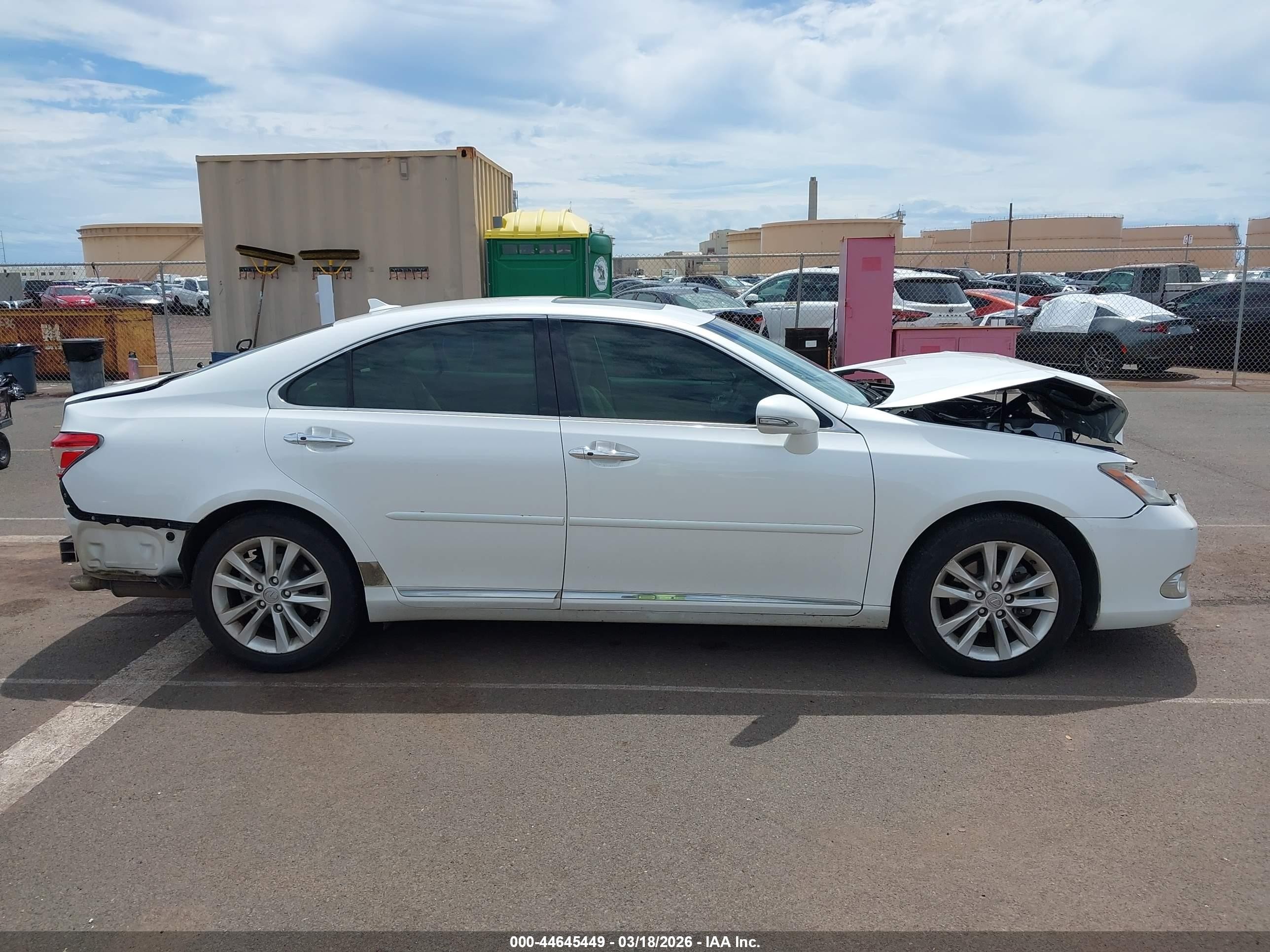 2011 Lexus Es 350 White vin: JTHBK1EG2B2461754