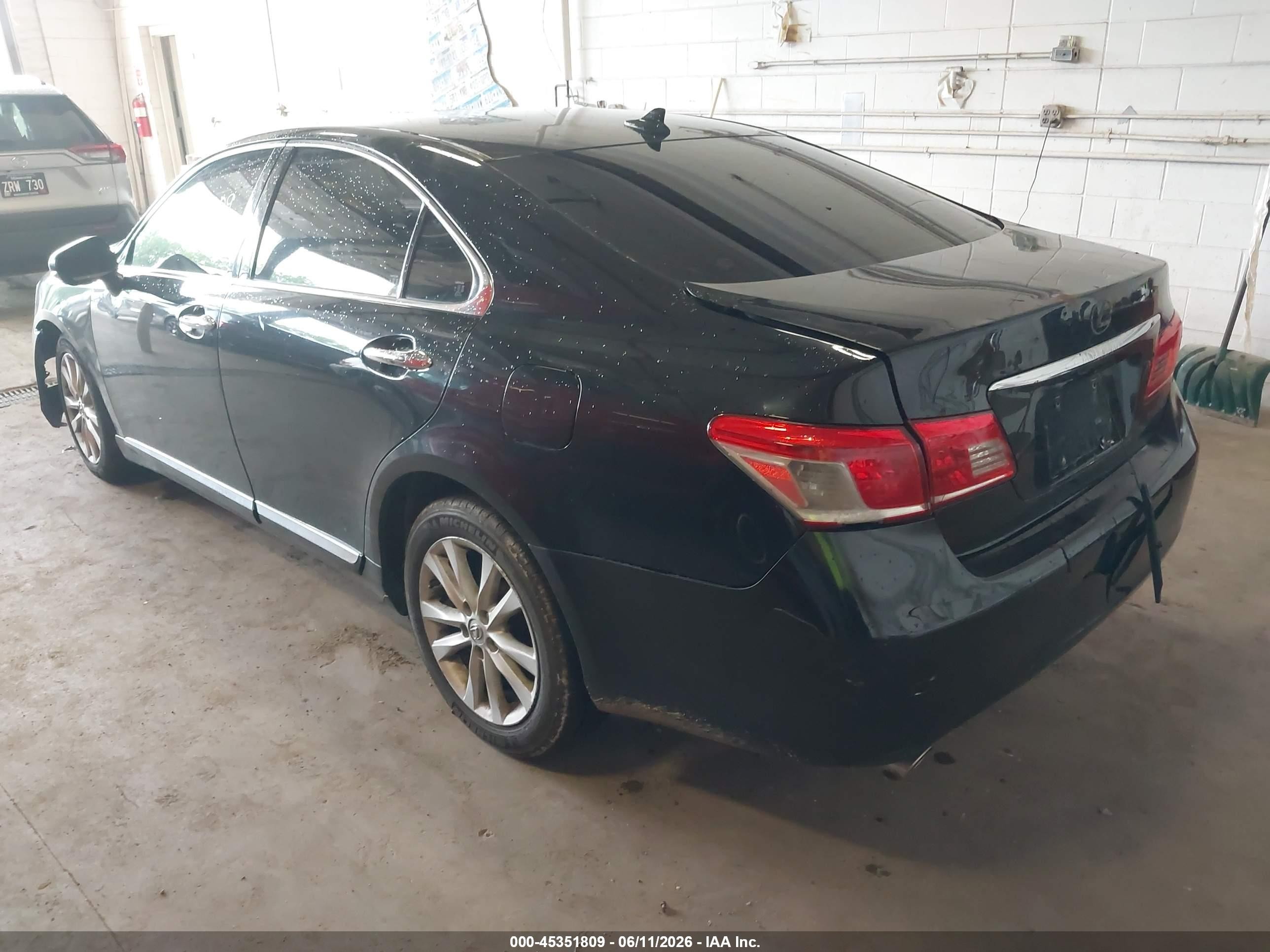 2011 Lexus Es 350   Черный vin: JTHBK1EG2B2462502