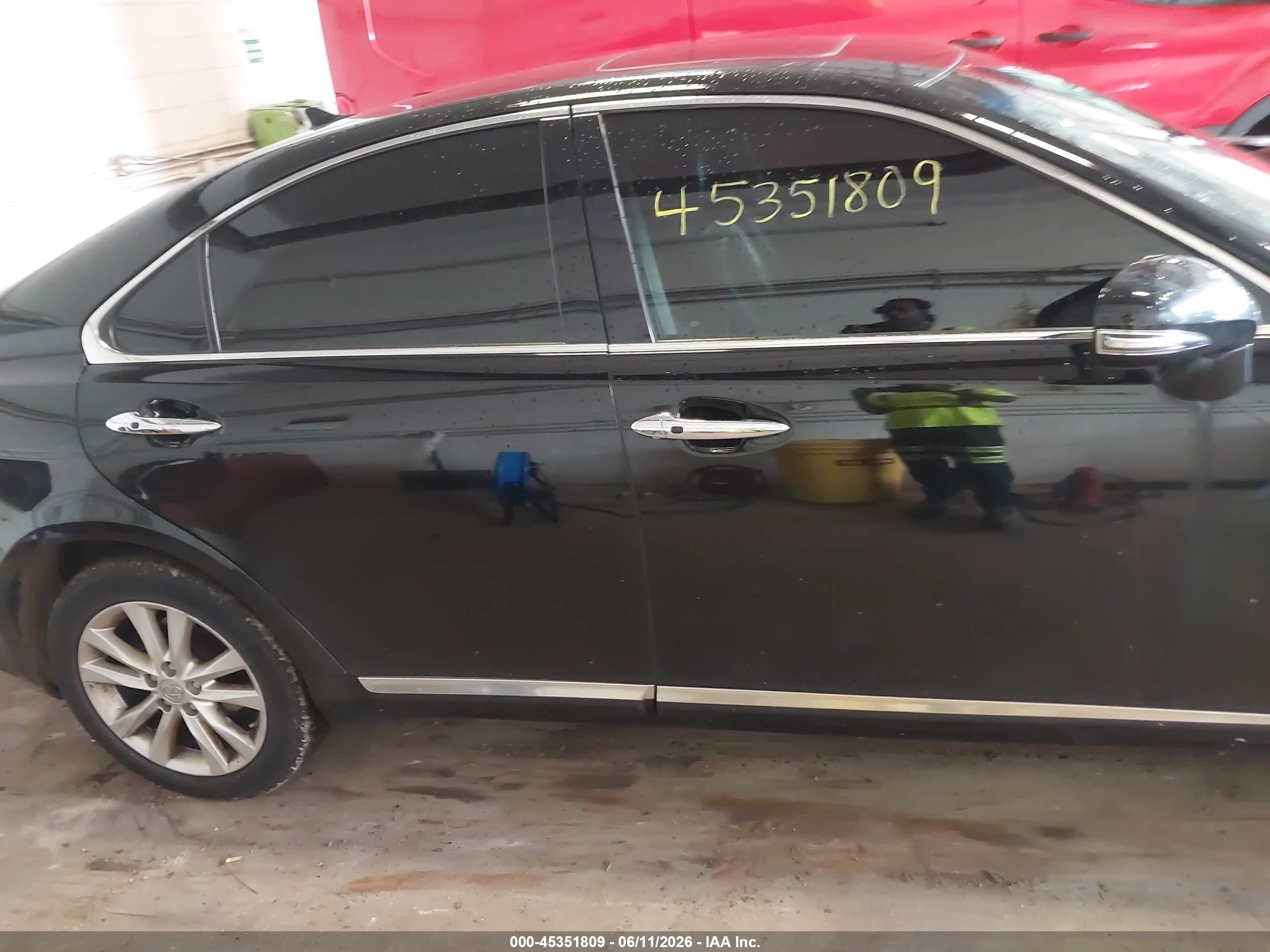 2011 Lexus Es 350   Черный vin: JTHBK1EG2B2462502