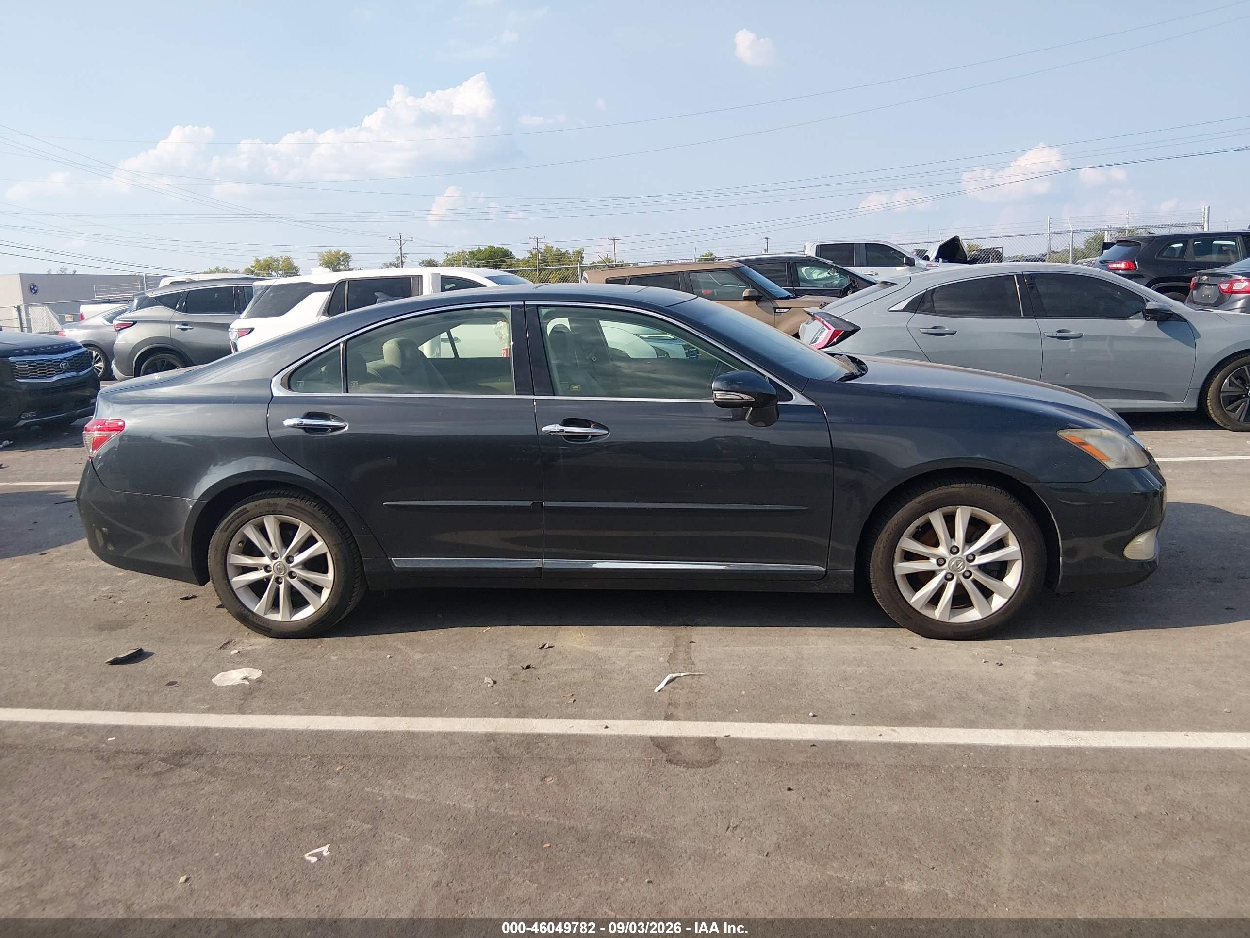 2011 Lexus Es 350   Black vin: JTHBK1EG2B2470955
