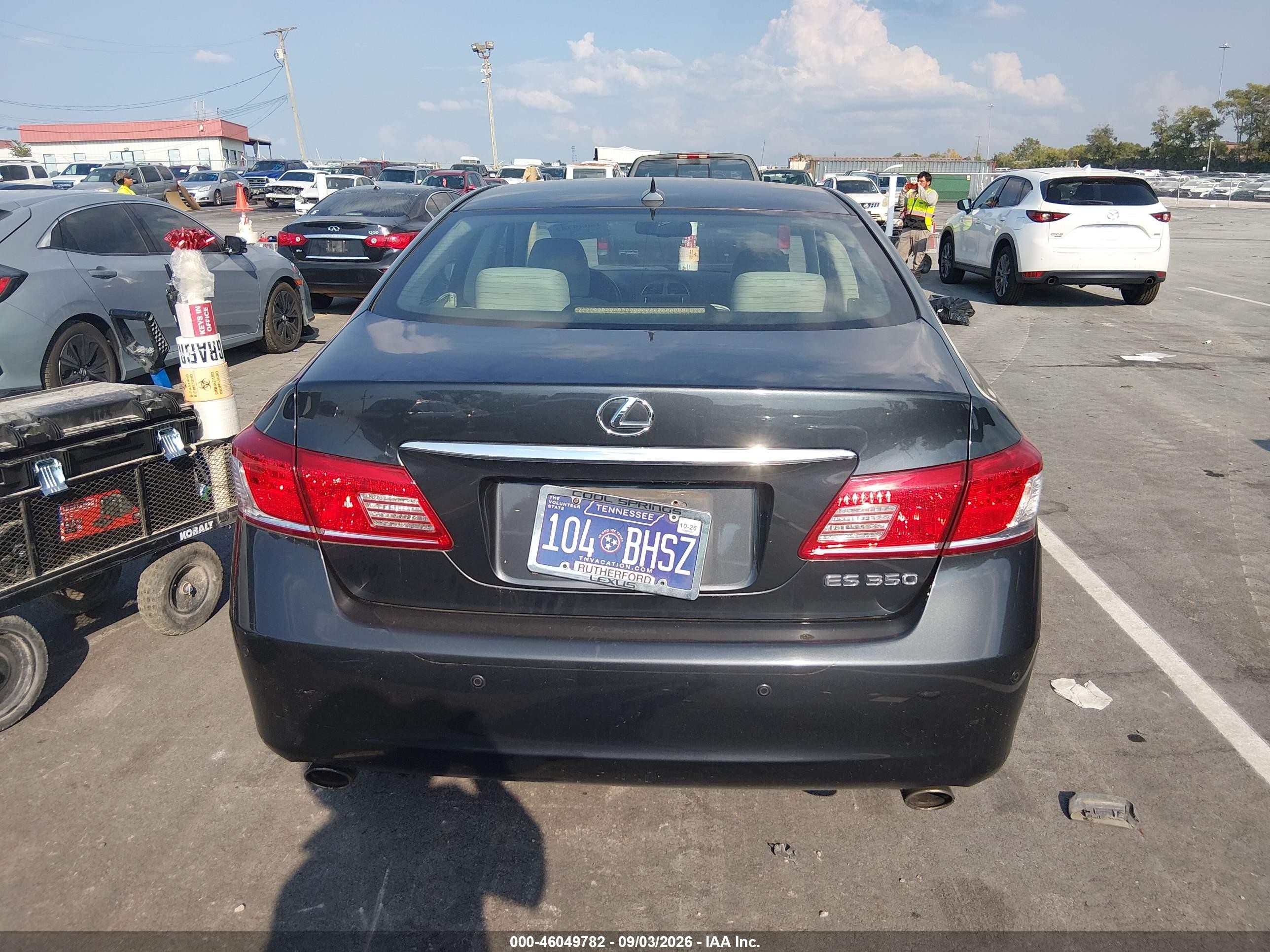 2011 Lexus Es 350   Black vin: JTHBK1EG2B2470955