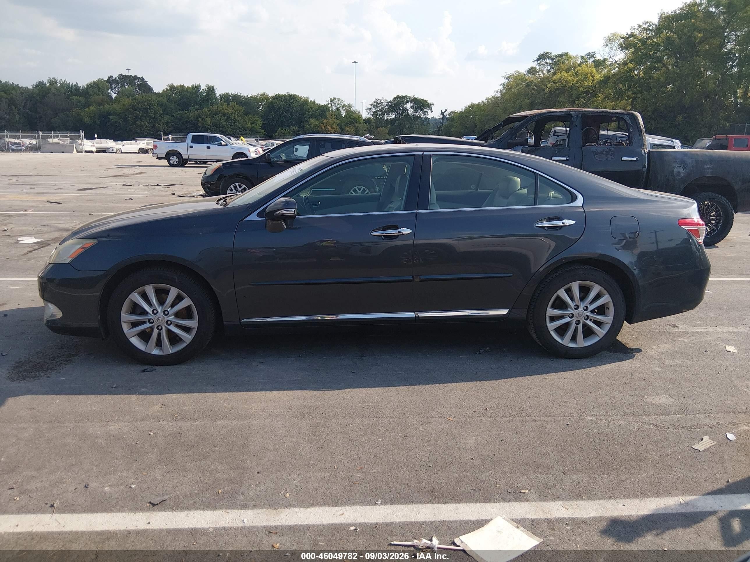 2011 Lexus Es 350   Black vin: JTHBK1EG2B2470955