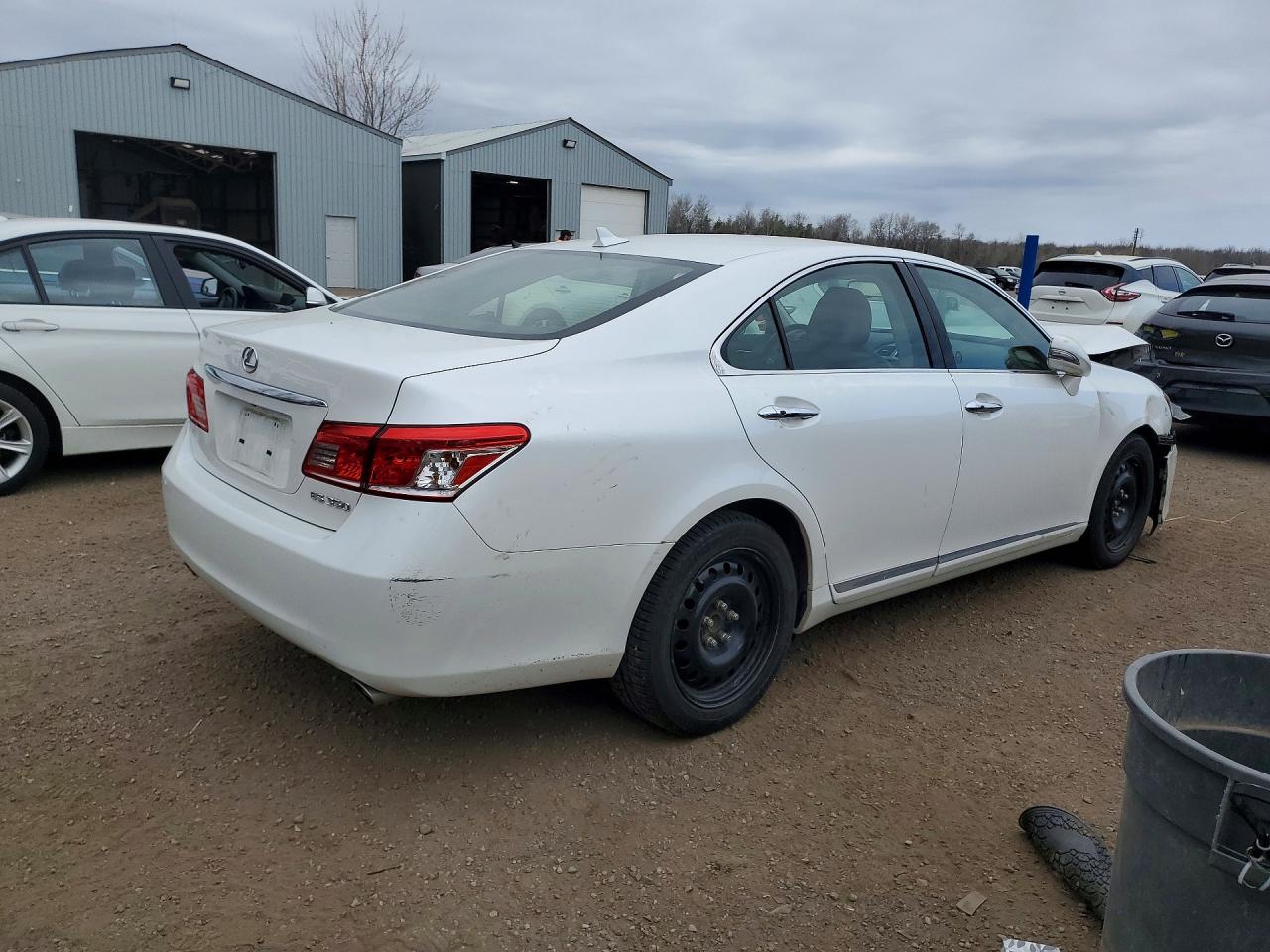 2012 Lexus Es 350 4dr White vin: JTHBK1EG2C2480161