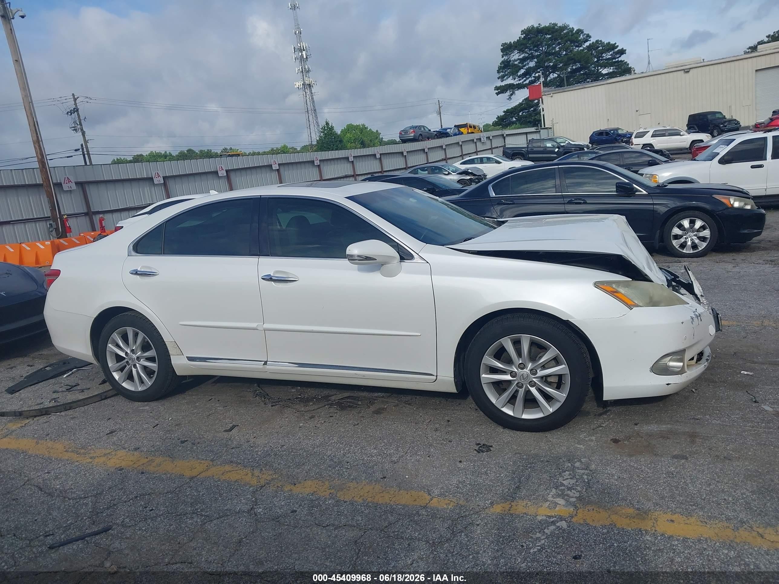 2012 Lexus Es 350   Белый vin: JTHBK1EG2C2504376