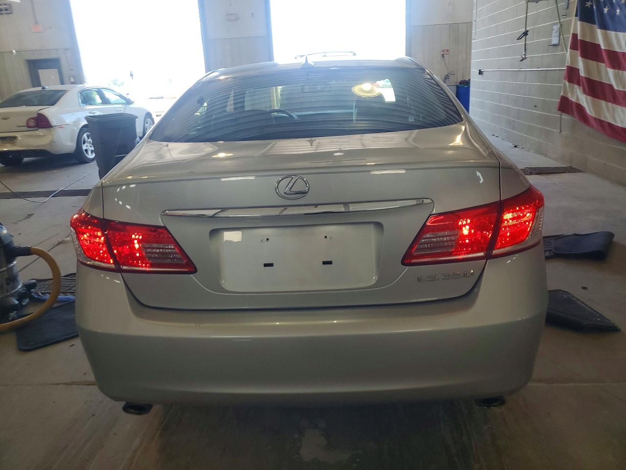 2012 Lexus Es 350 Серебряный vin: JTHBK1EG2C2512073