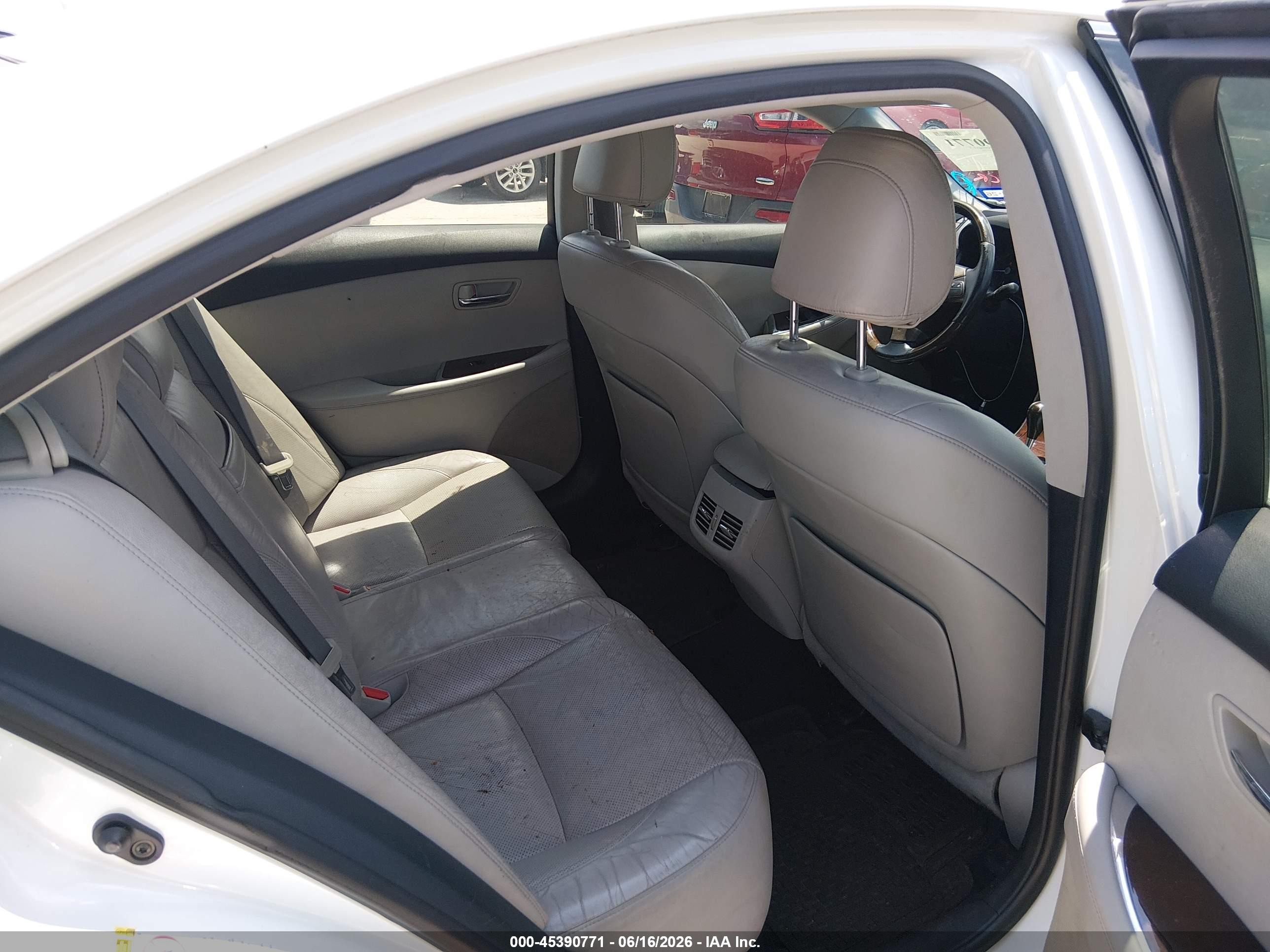 2012 Lexus Es 350   White vin: JTHBK1EG2C2513143