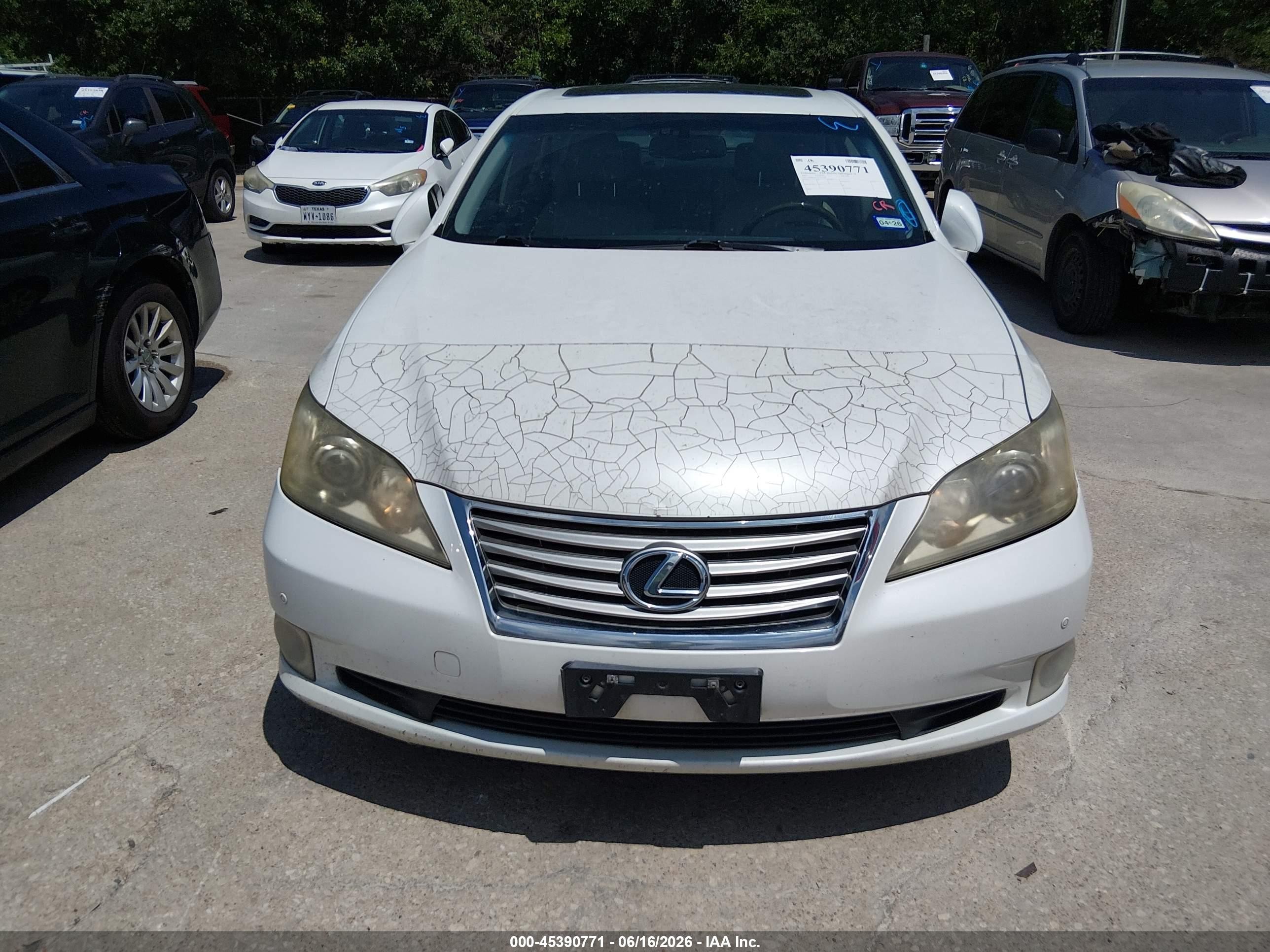 2012 Lexus Es 350   White vin: JTHBK1EG2C2513143