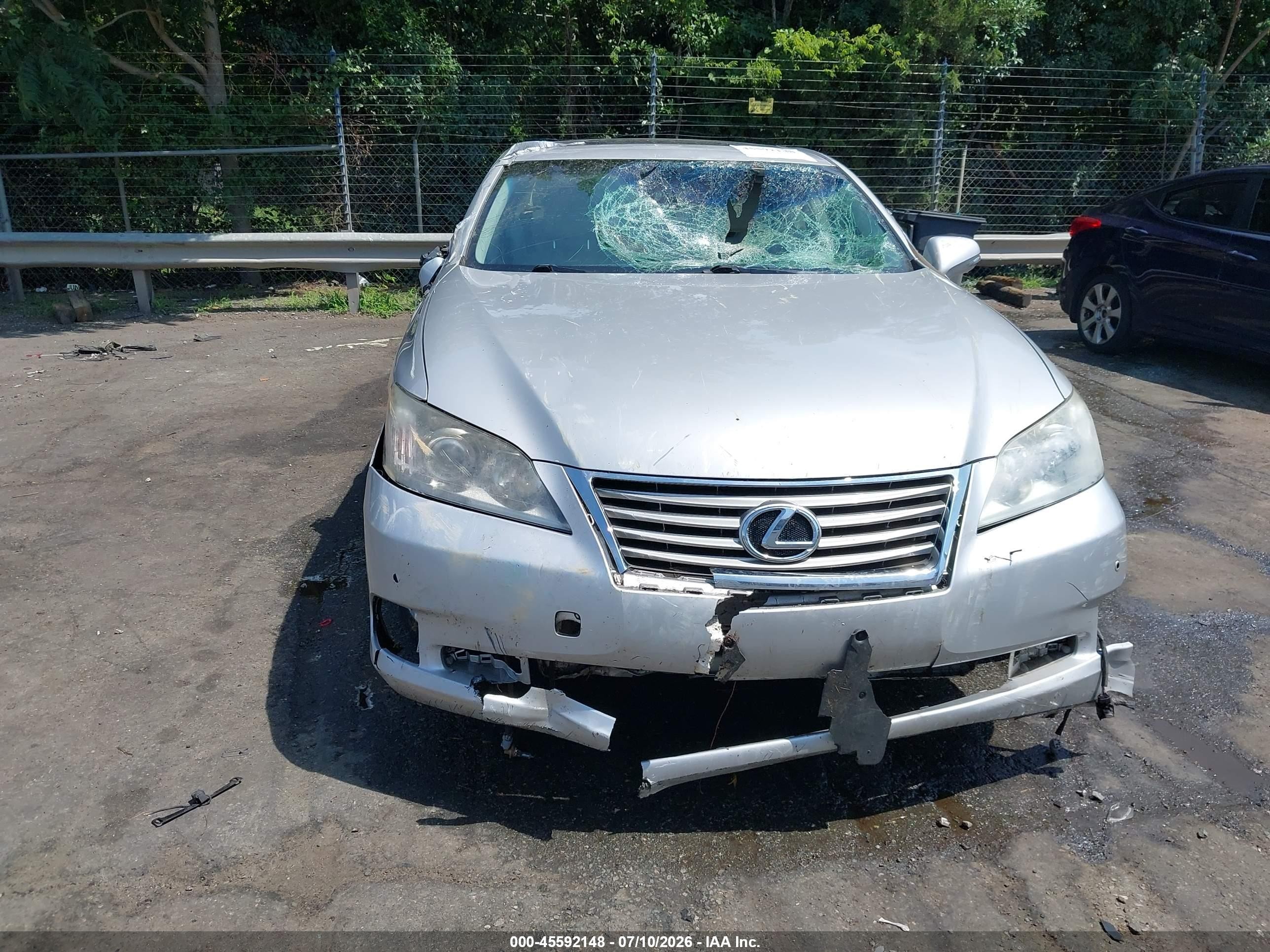 2012 Lexus Es 350 Silver vin: JTHBK1EG2C2513188