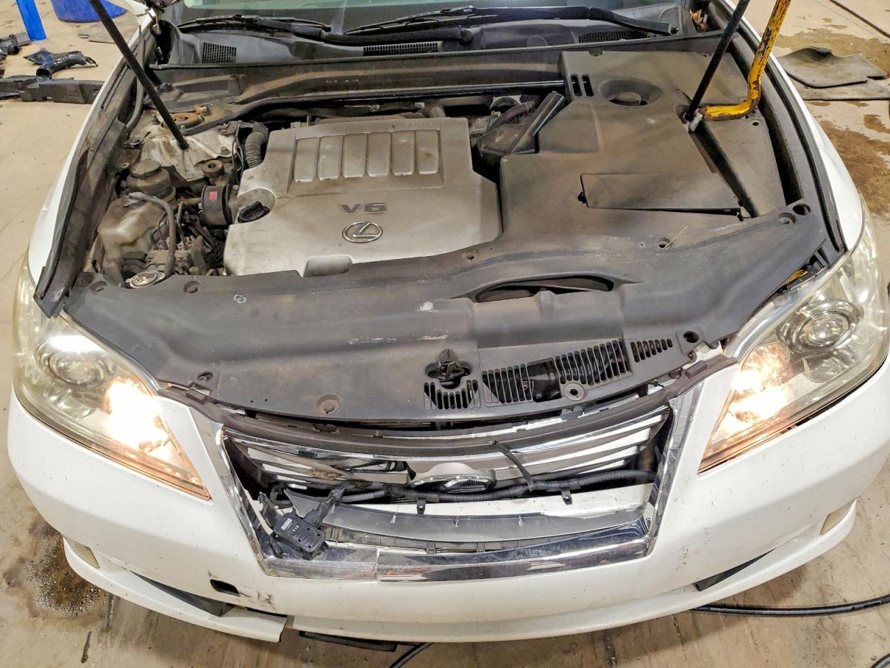 2010 Lexus Es 350 White vin: JTHBK1EG3A2345588