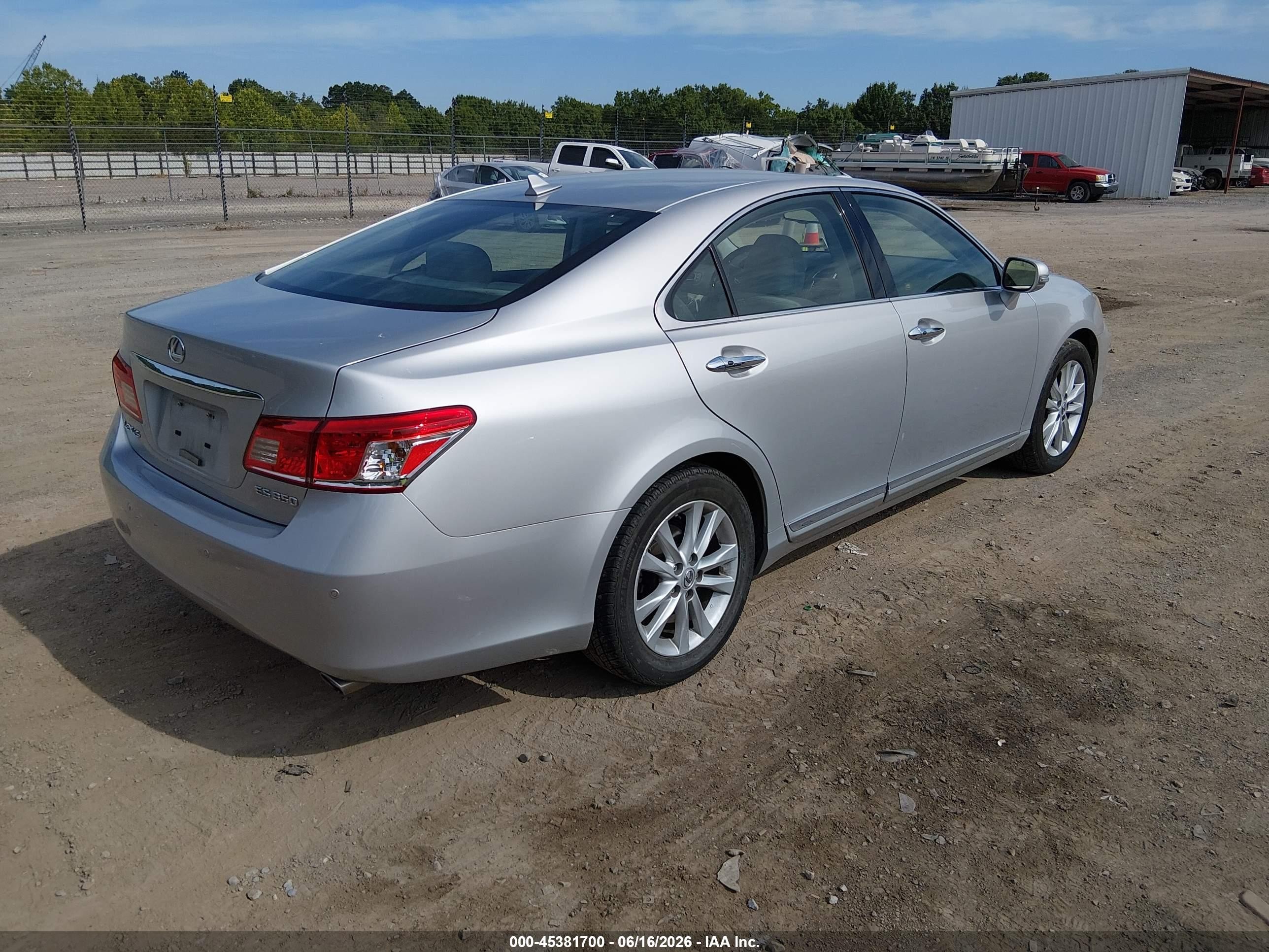2010 Lexus Es 350   Silver vin: JTHBK1EG3A2352301