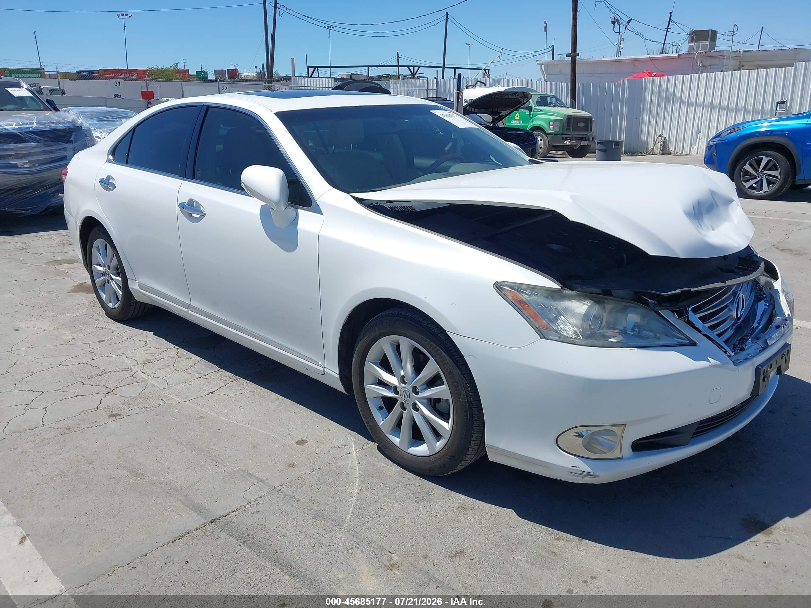 2010 Lexus Es 350   White vin: JTHBK1EG3A2361628