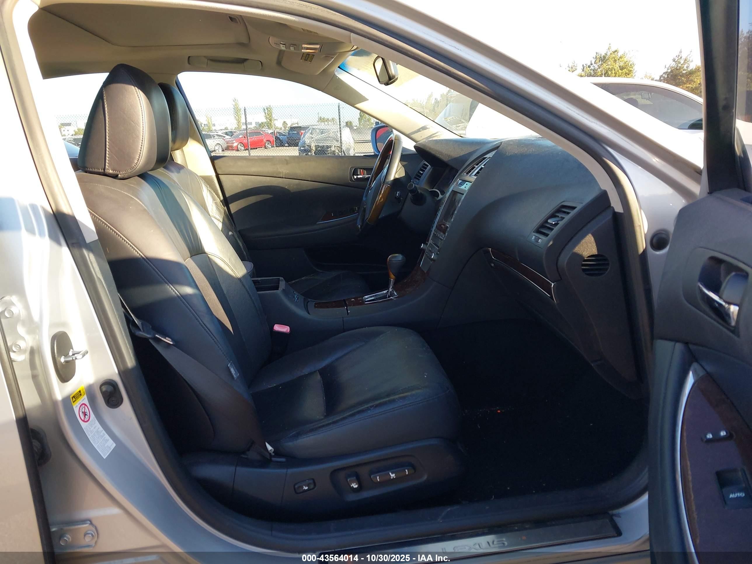 2010 Lexus Es 350   Silver vin: JTHBK1EG3A2369955