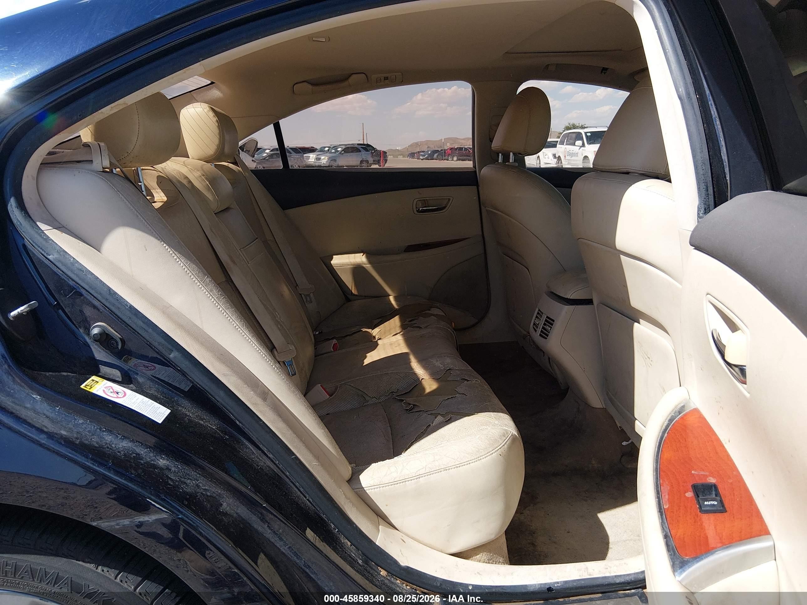 2010 Lexus Es 350   Black vin: JTHBK1EG3A2372225