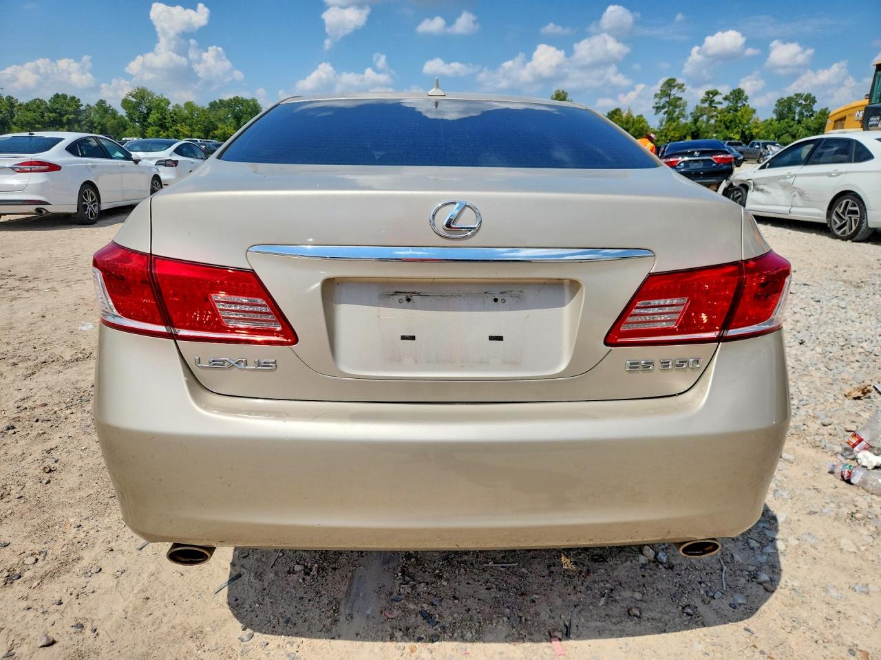 2010 Lexus Es 350 Gold vin: JTHBK1EG3A2384259
