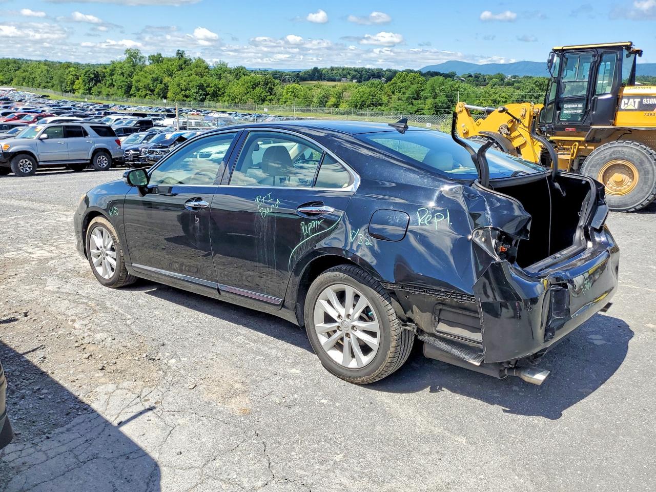 2010 Lexus Es 350 Black vin: JTHBK1EG3A2406664