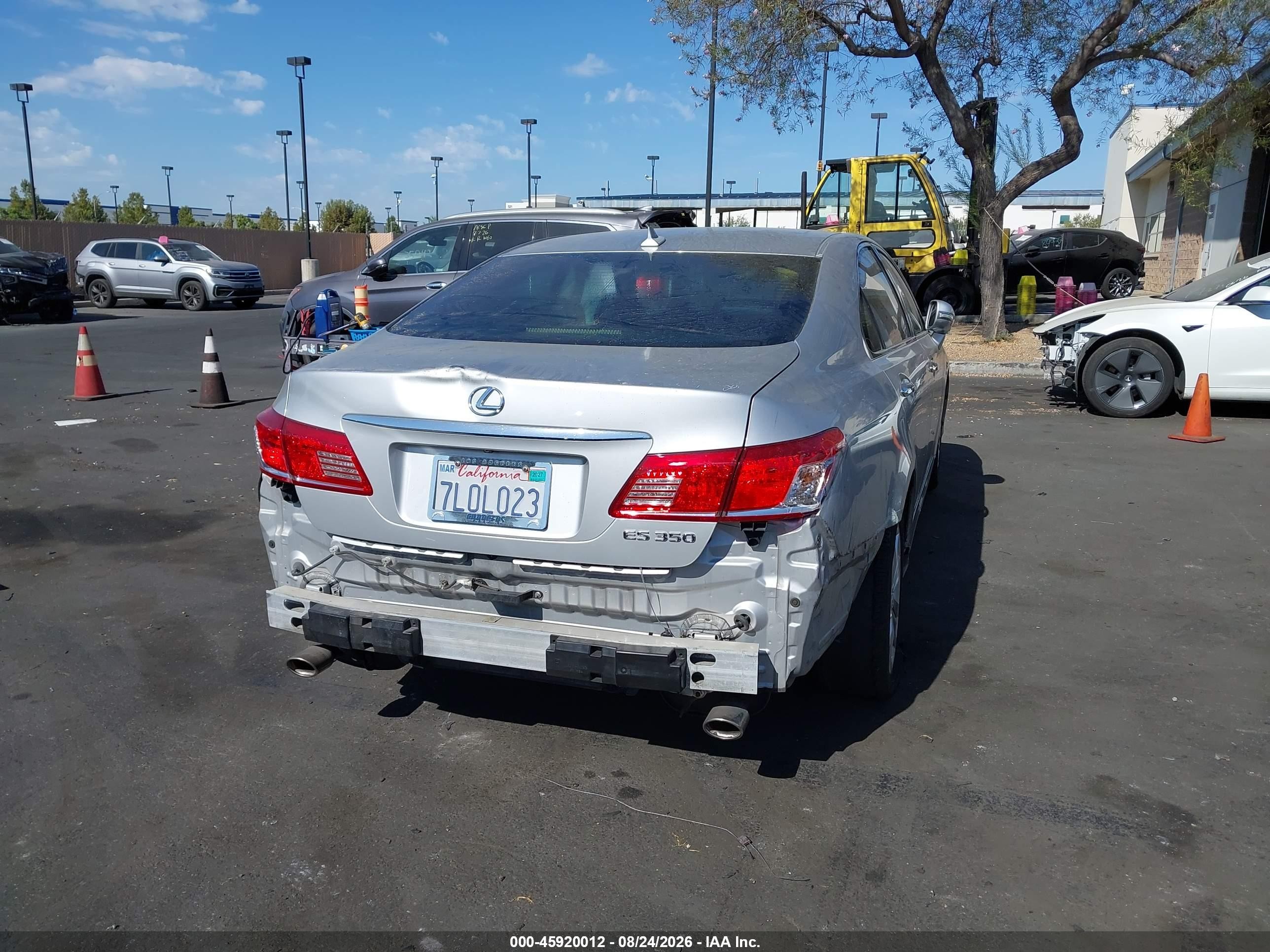 2011 Lexus Es 350 Silver vin: JTHBK1EG3B2419898