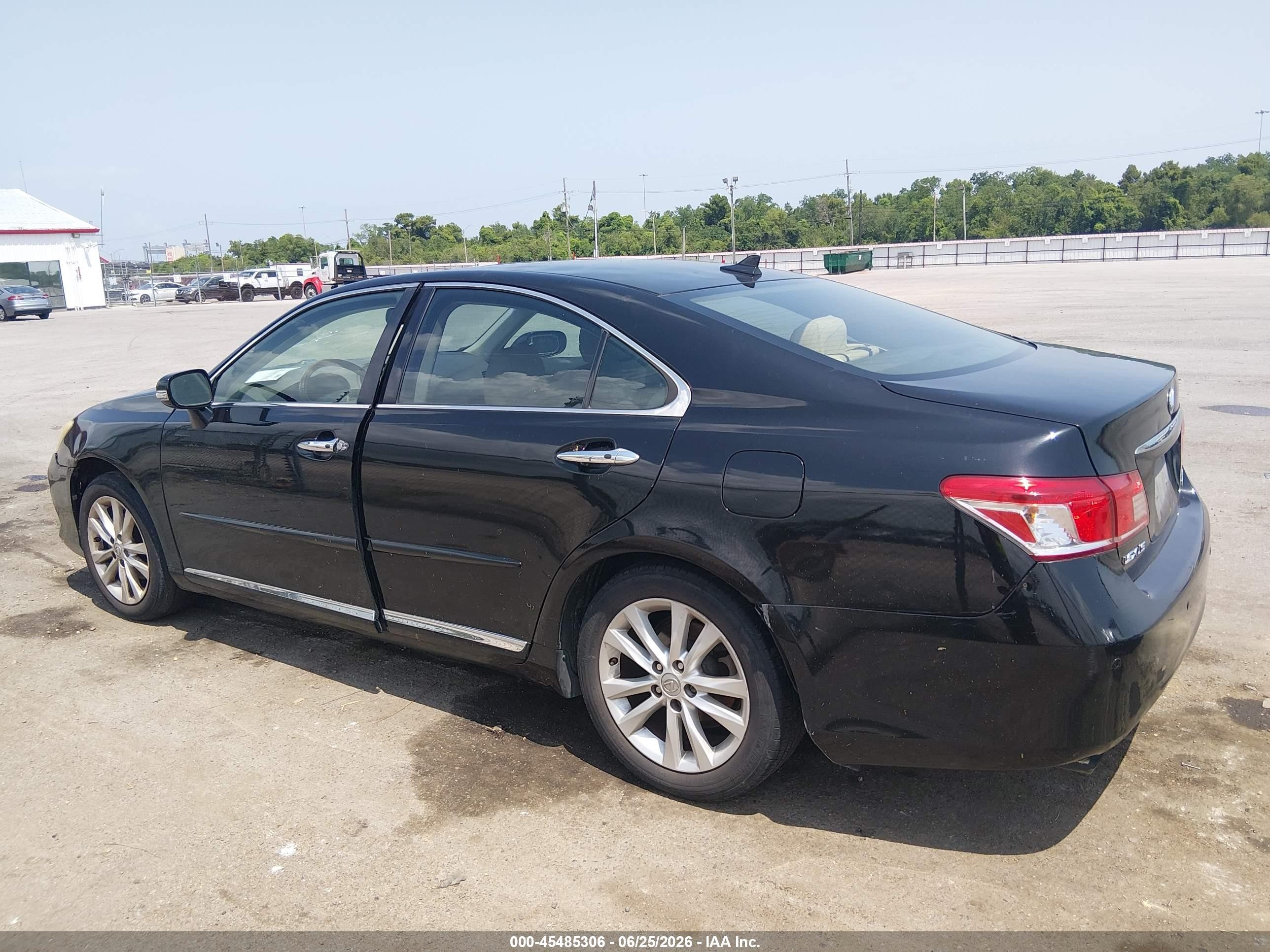 2011 Lexus Es 350   Black vin: JTHBK1EG3B2421005