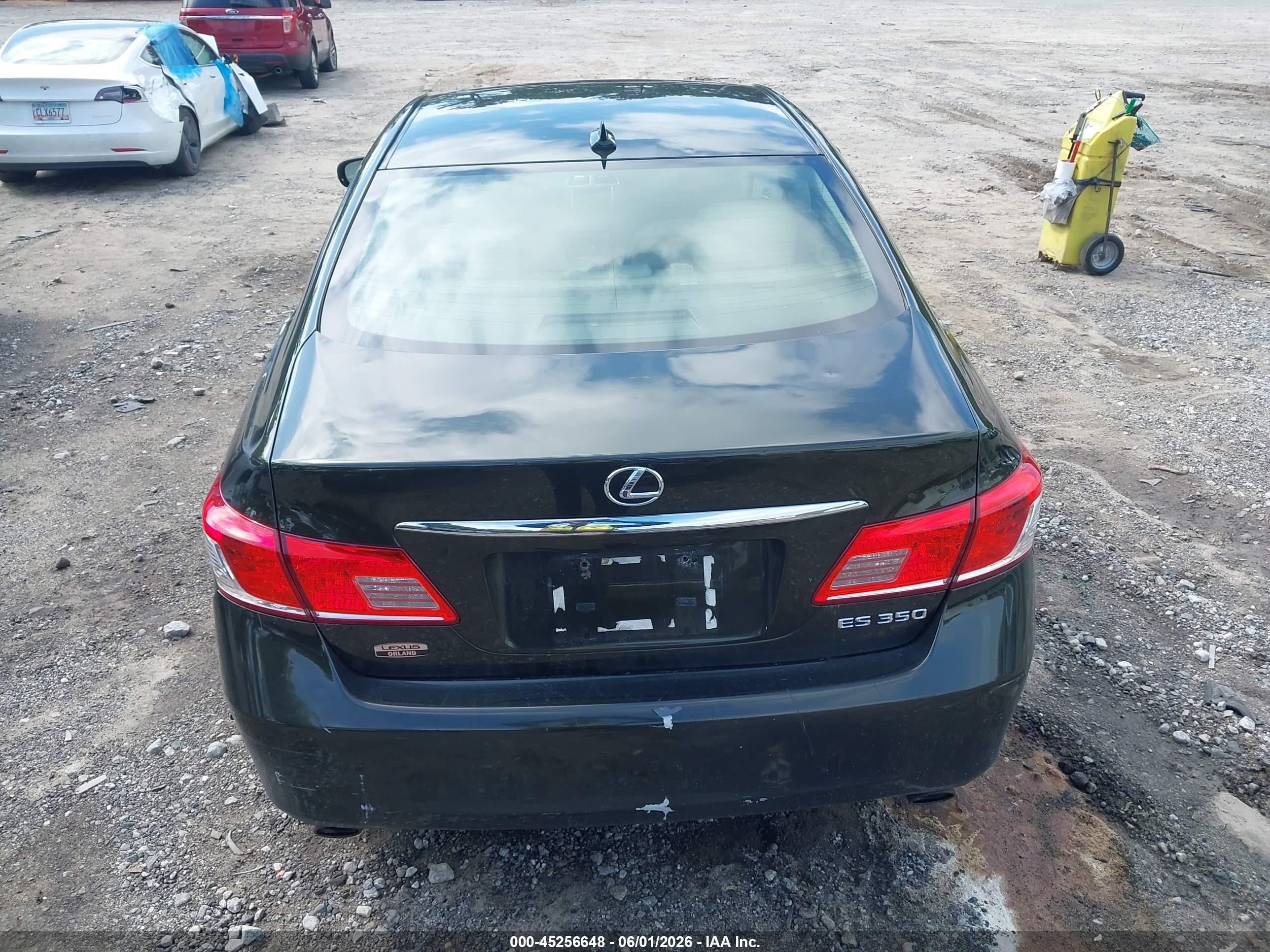 2011 Lexus Es 350   Green vin: JTHBK1EG3B2421148