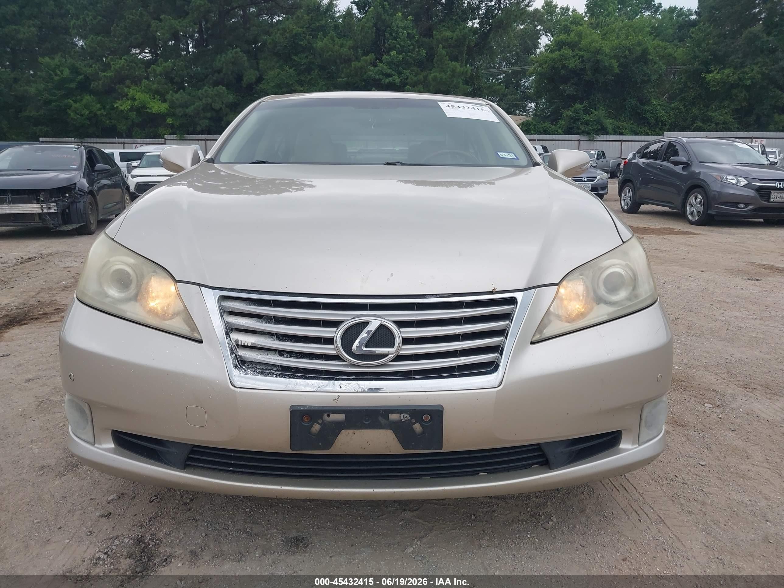2011 Lexus Es 350   Tan vin: JTHBK1EG3B2423420