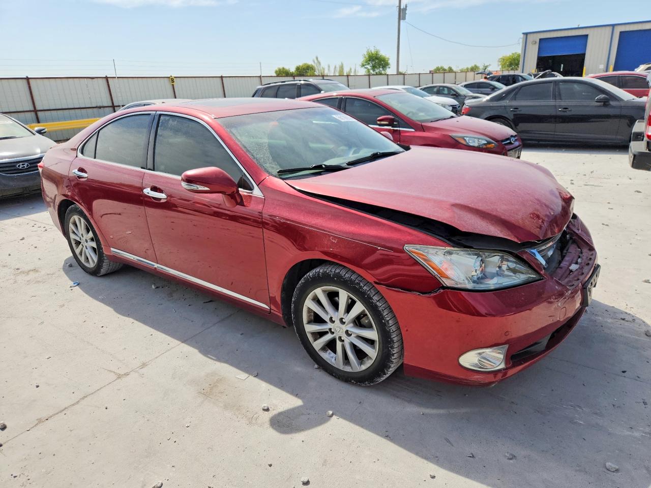 2011 Lexus Es 350 Red vin: JTHBK1EG3B2442694