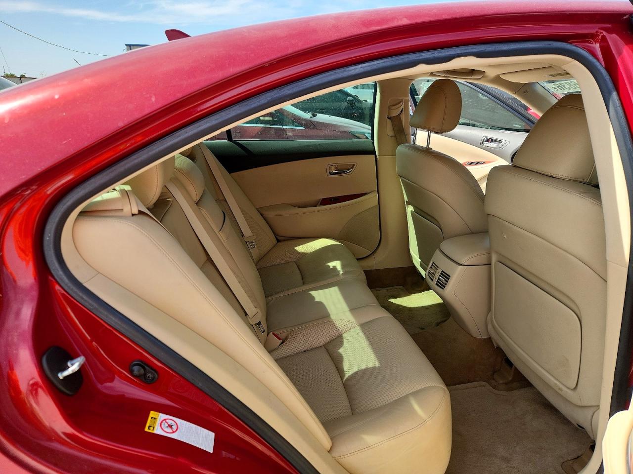 2011 Lexus Es 350 Red vin: JTHBK1EG3B2442694