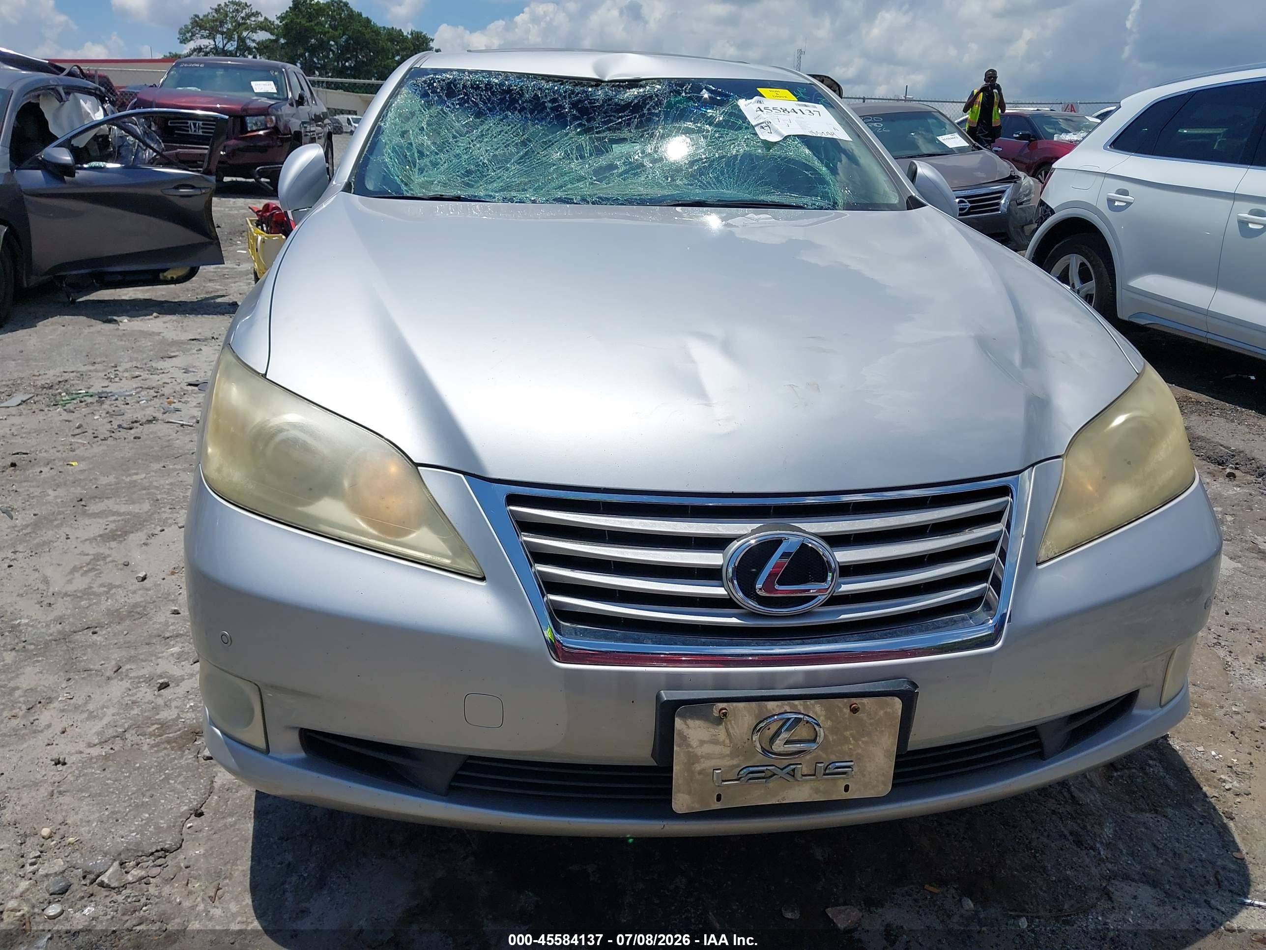 2011 Lexus Es 350 Silver vin: JTHBK1EG3B2444235