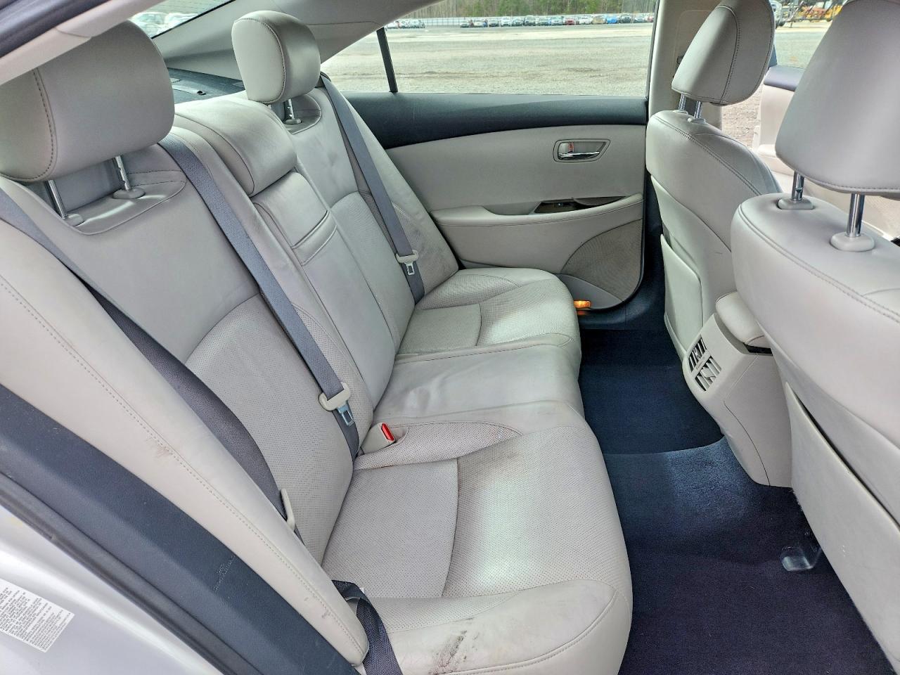 2011 Lexus Es 350 Silver vin: JTHBK1EG3B2451797