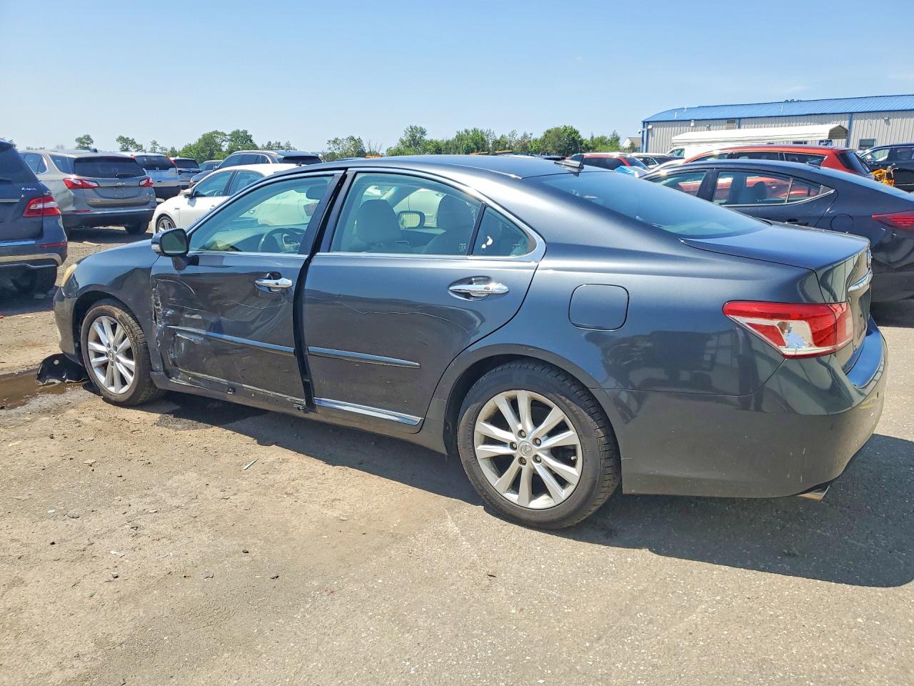 2011 Lexus Es 350 Серый vin: JTHBK1EG3B2457745
