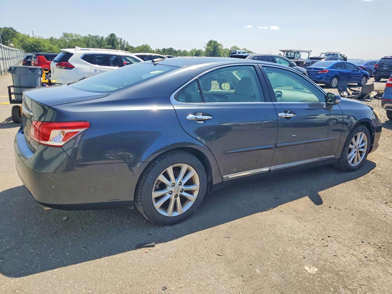 2011 Lexus Es 350 Серый vin: JTHBK1EG3B2457745