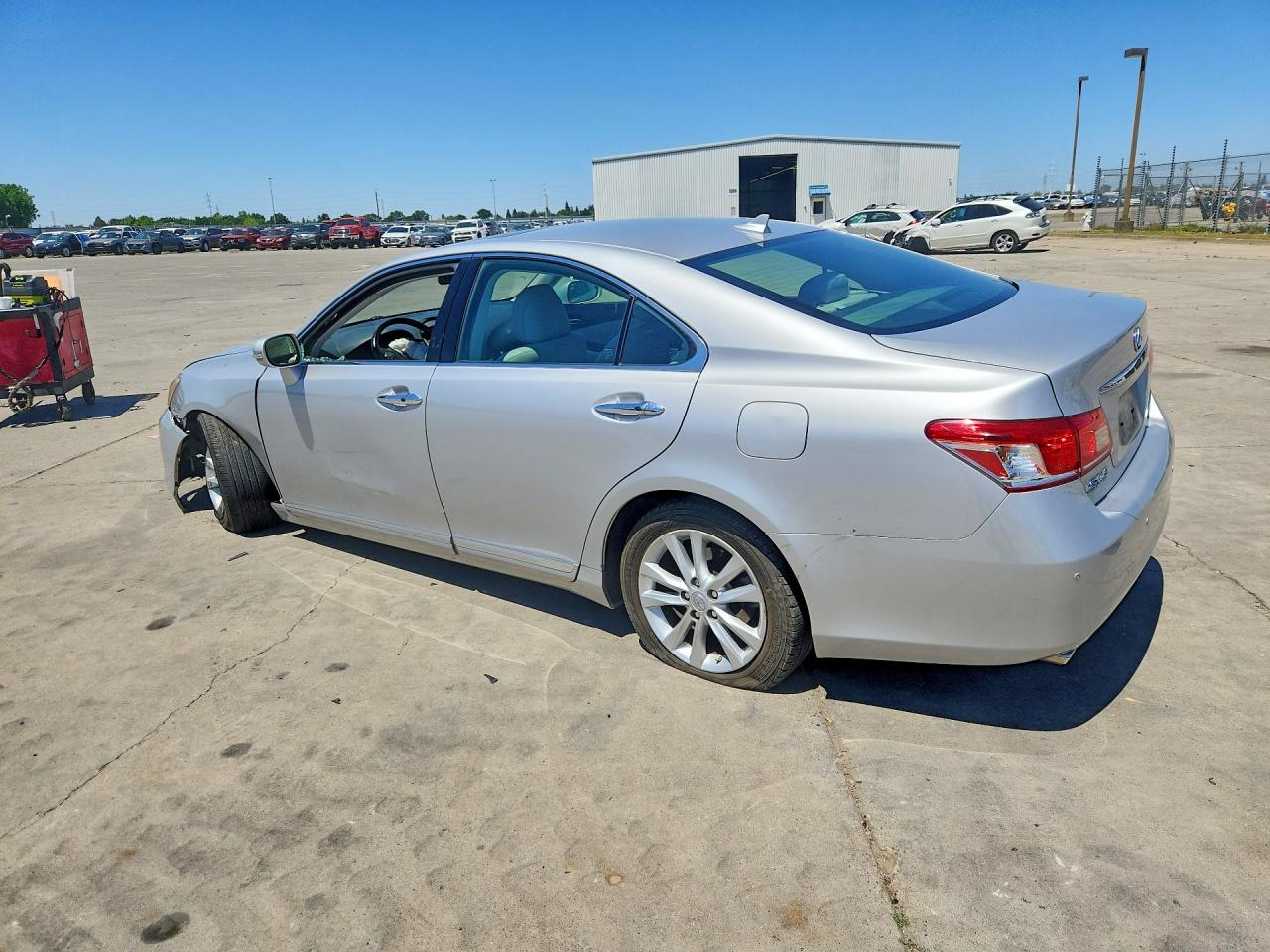 2011 Lexus Es 350 Silver vin: JTHBK1EG3B2461262