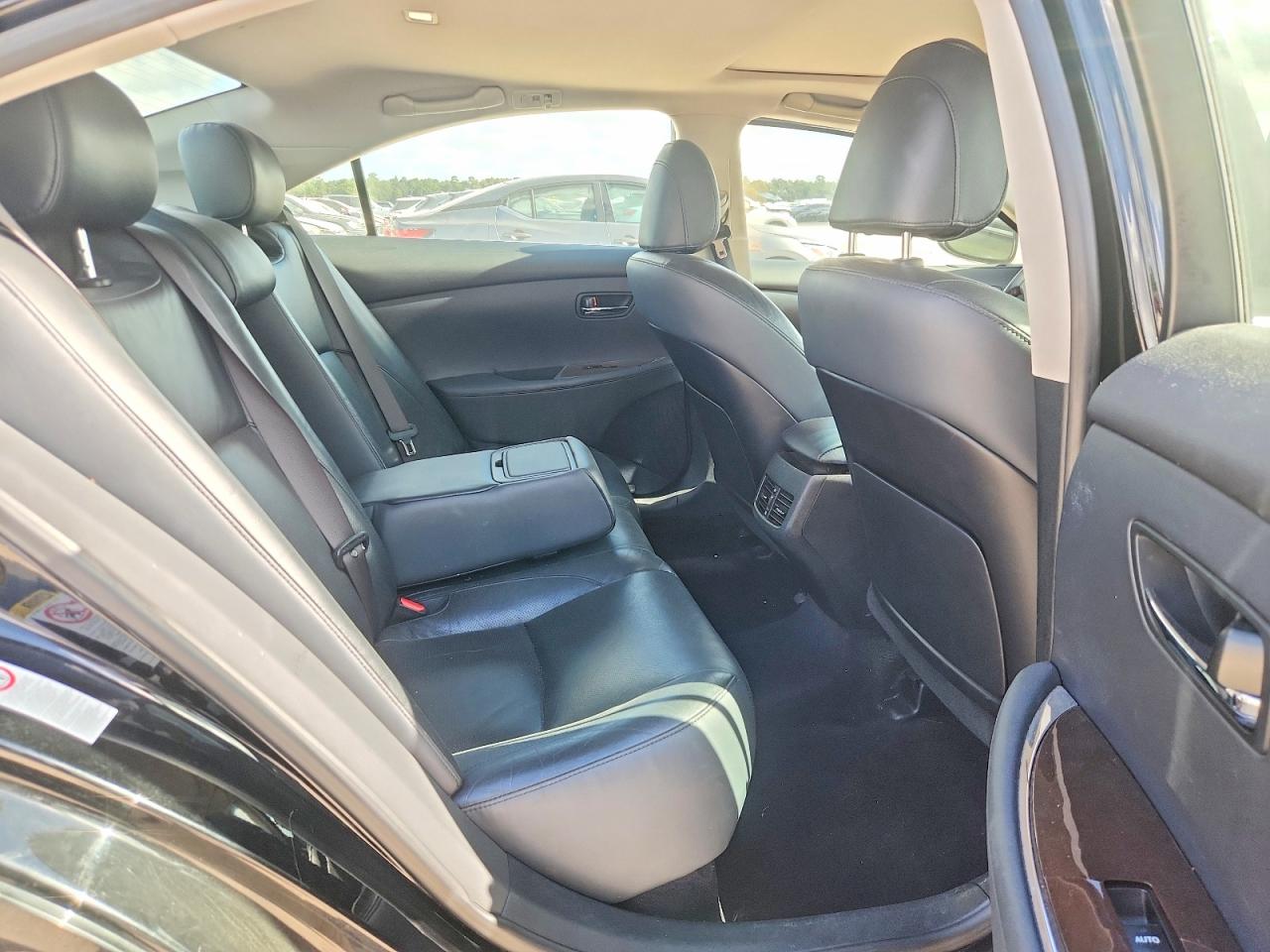 2011 Lexus Es 350 Черный vin: JTHBK1EG3B2464646