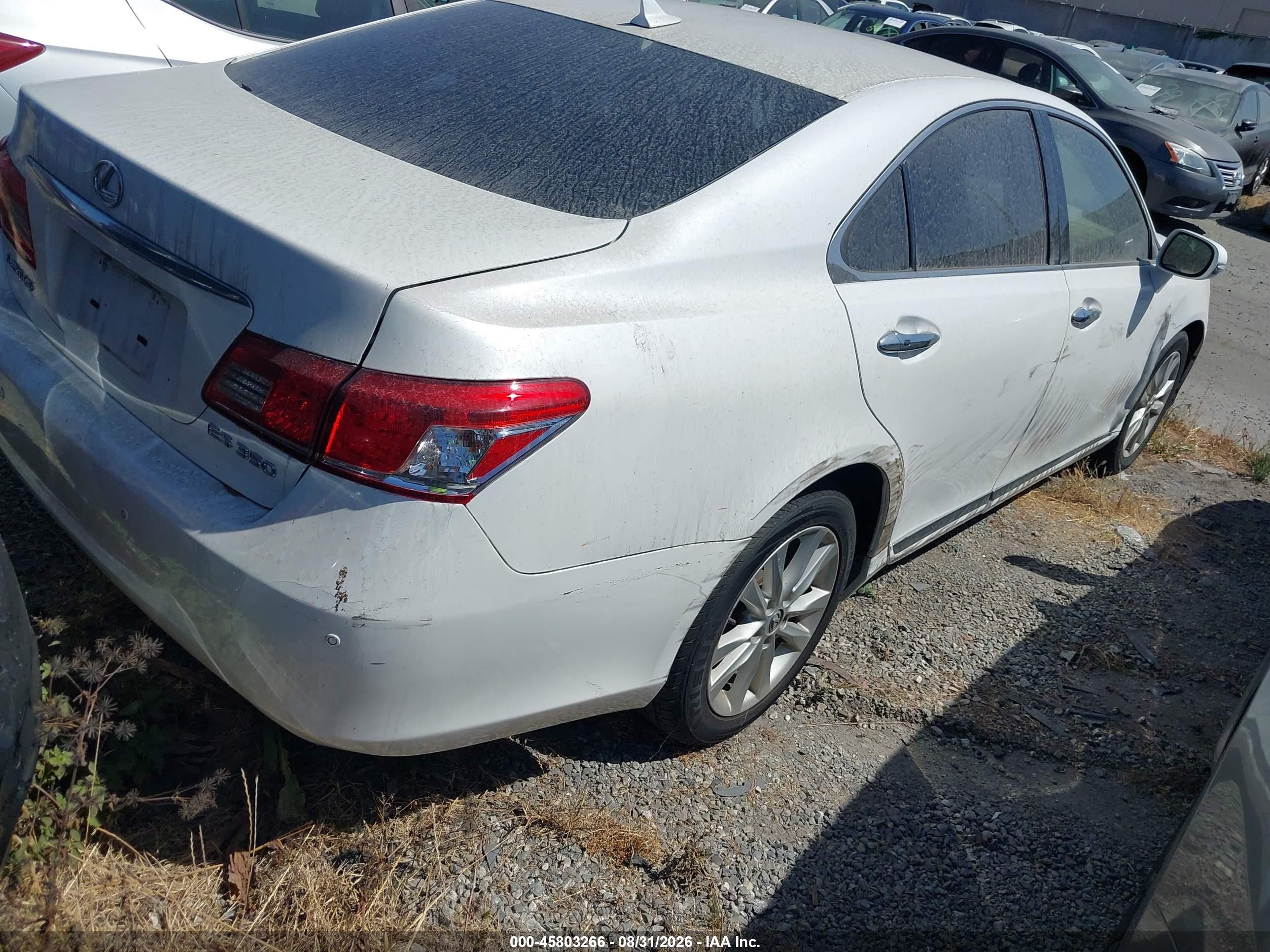2011 Lexus Es 350   White vin: JTHBK1EG3B2469703