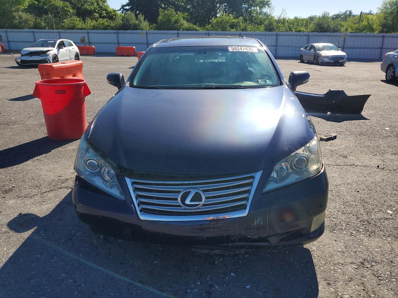 2011 Lexus Es 350 Blue vin: JTHBK1EG3B2471774